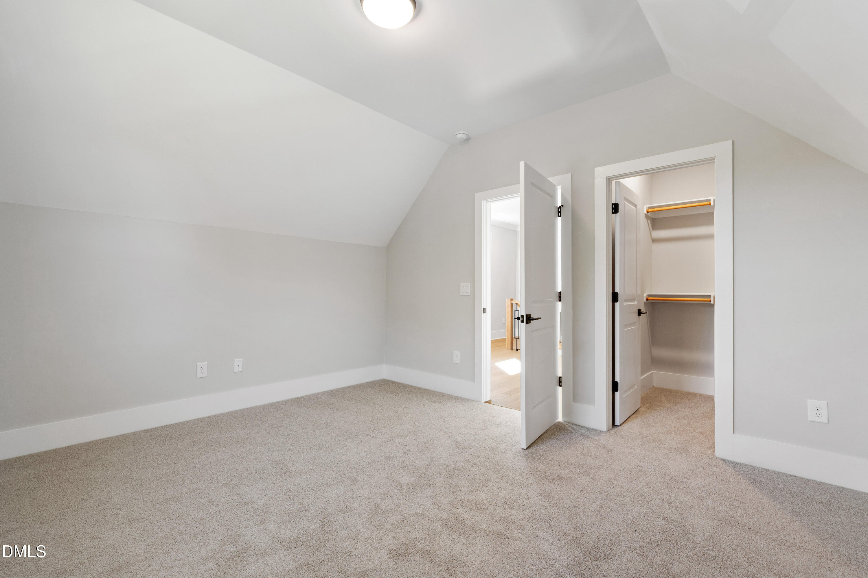 110 Broadleaf Lane