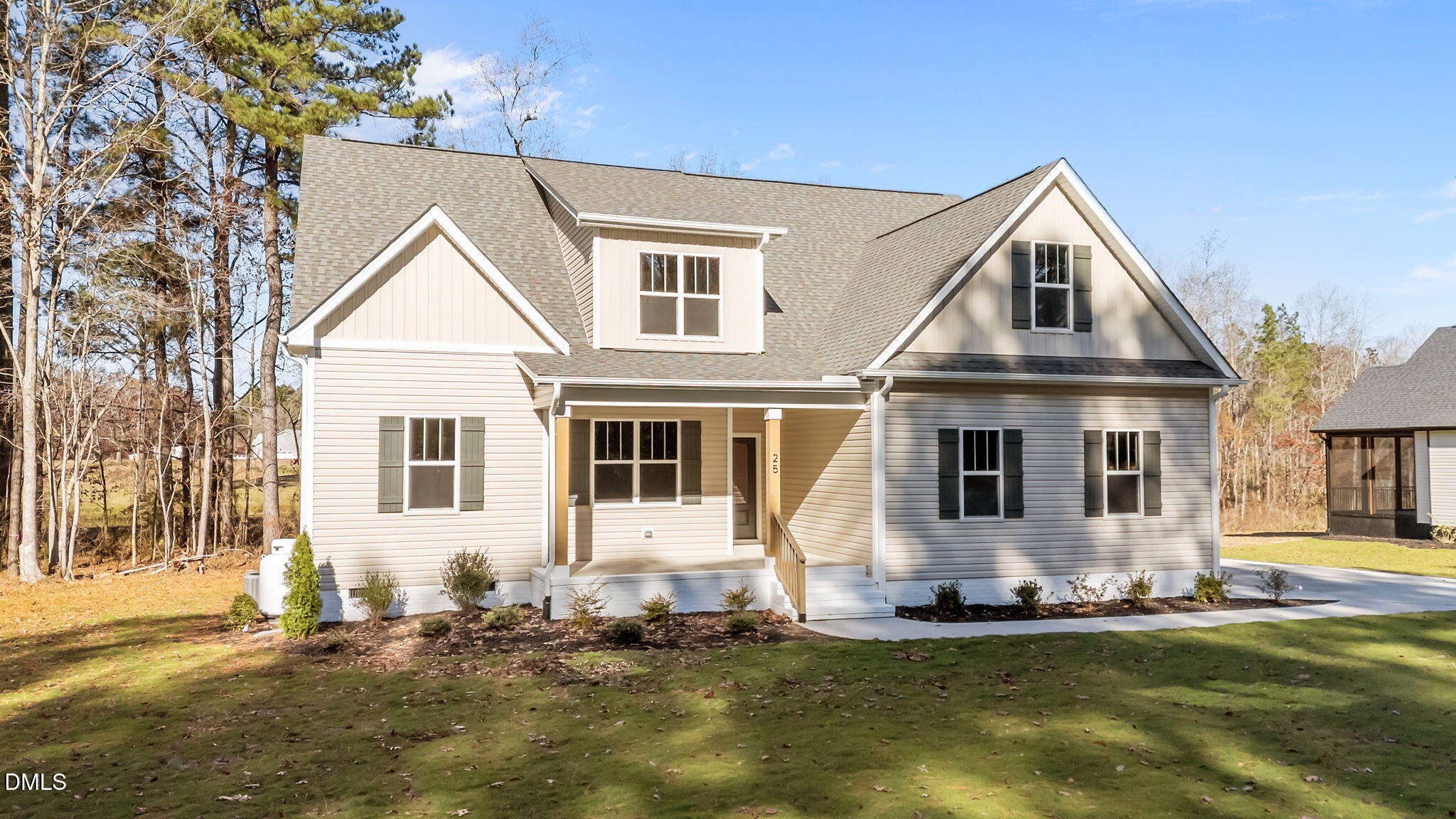 25 Autumnwood Lane