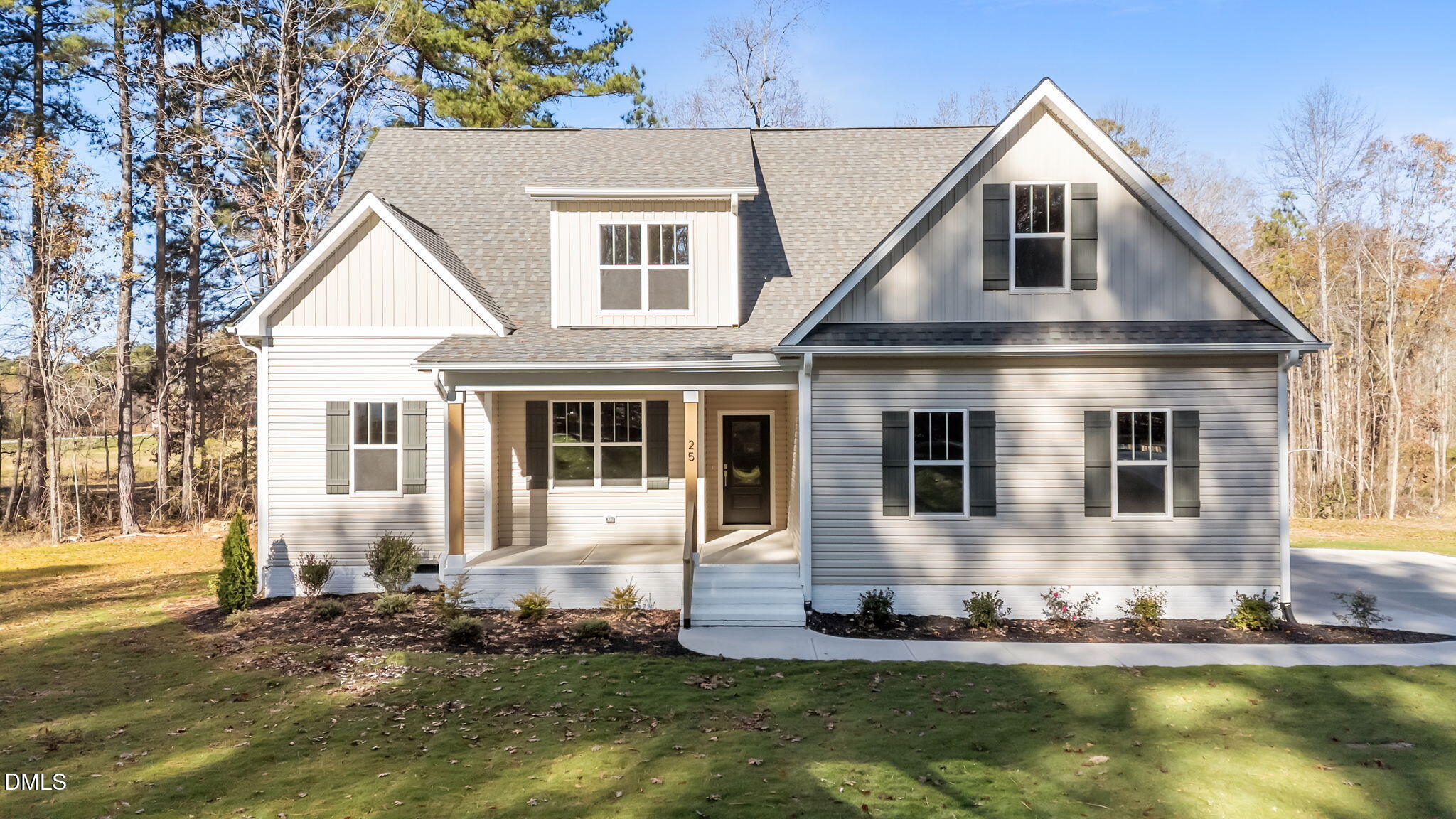 25 Autumnwood Lane