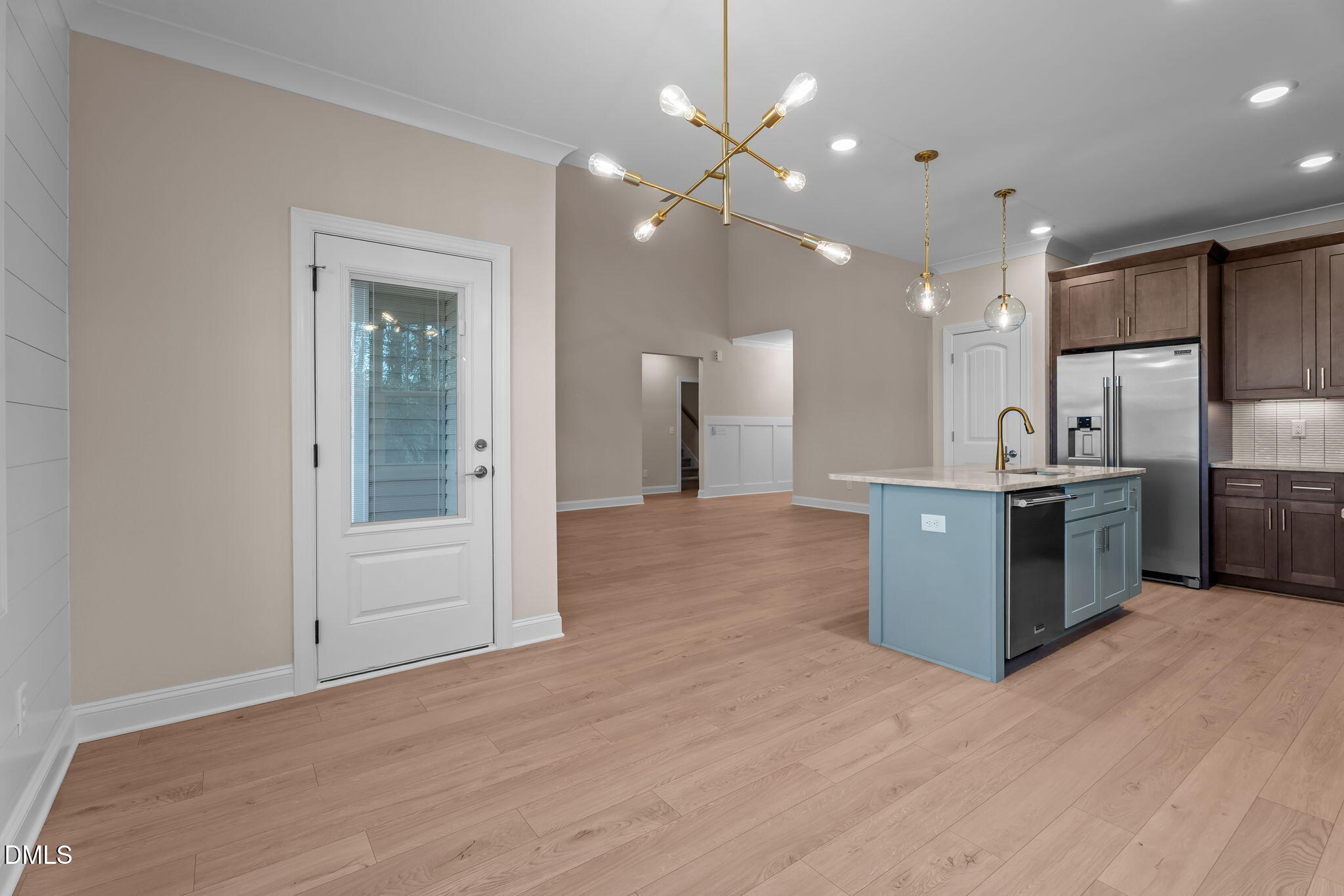25 Autumnwood Lane