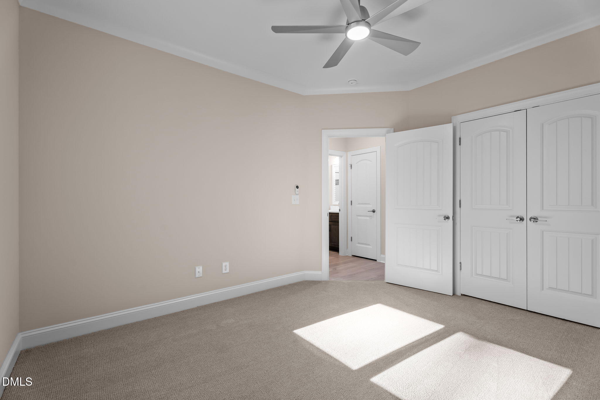 25 Autumnwood Lane