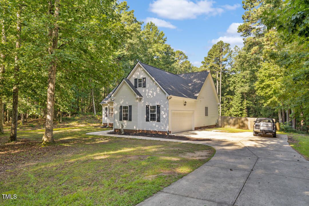 105 Timberlands Drive