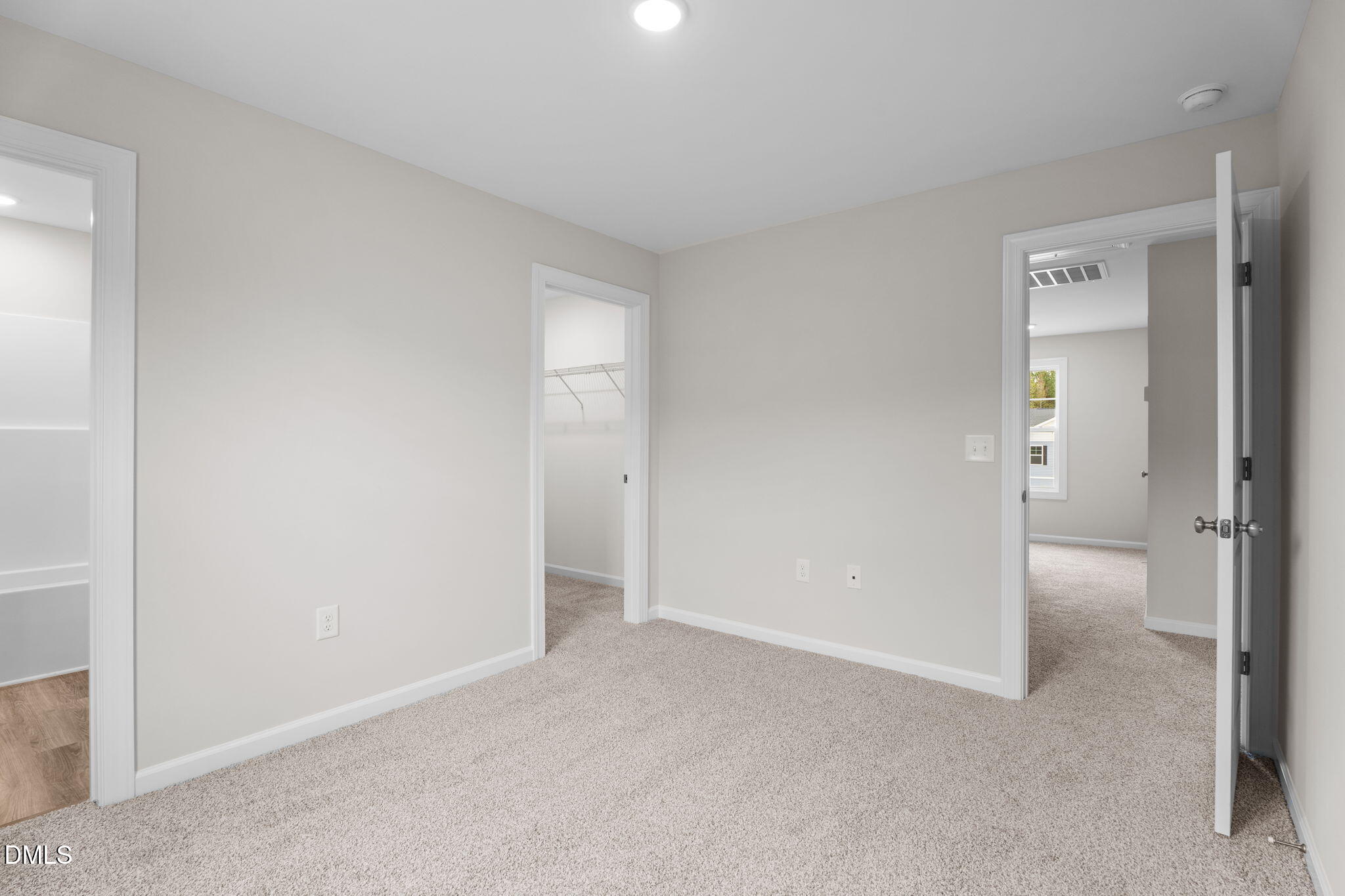 9122 Phoenix Court