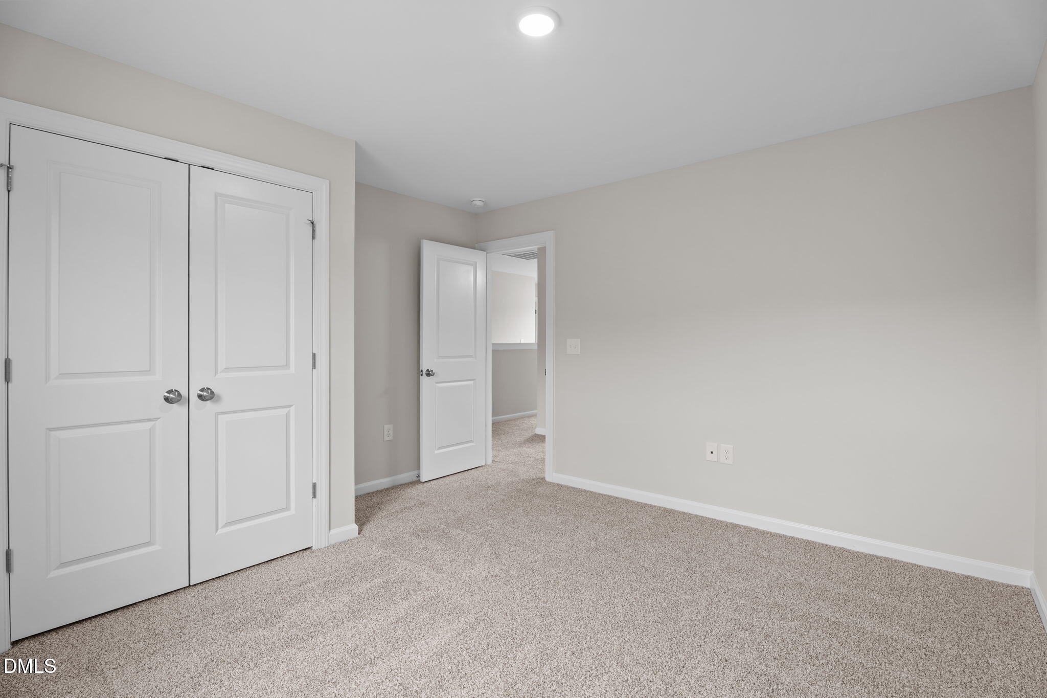 9122 Phoenix Court