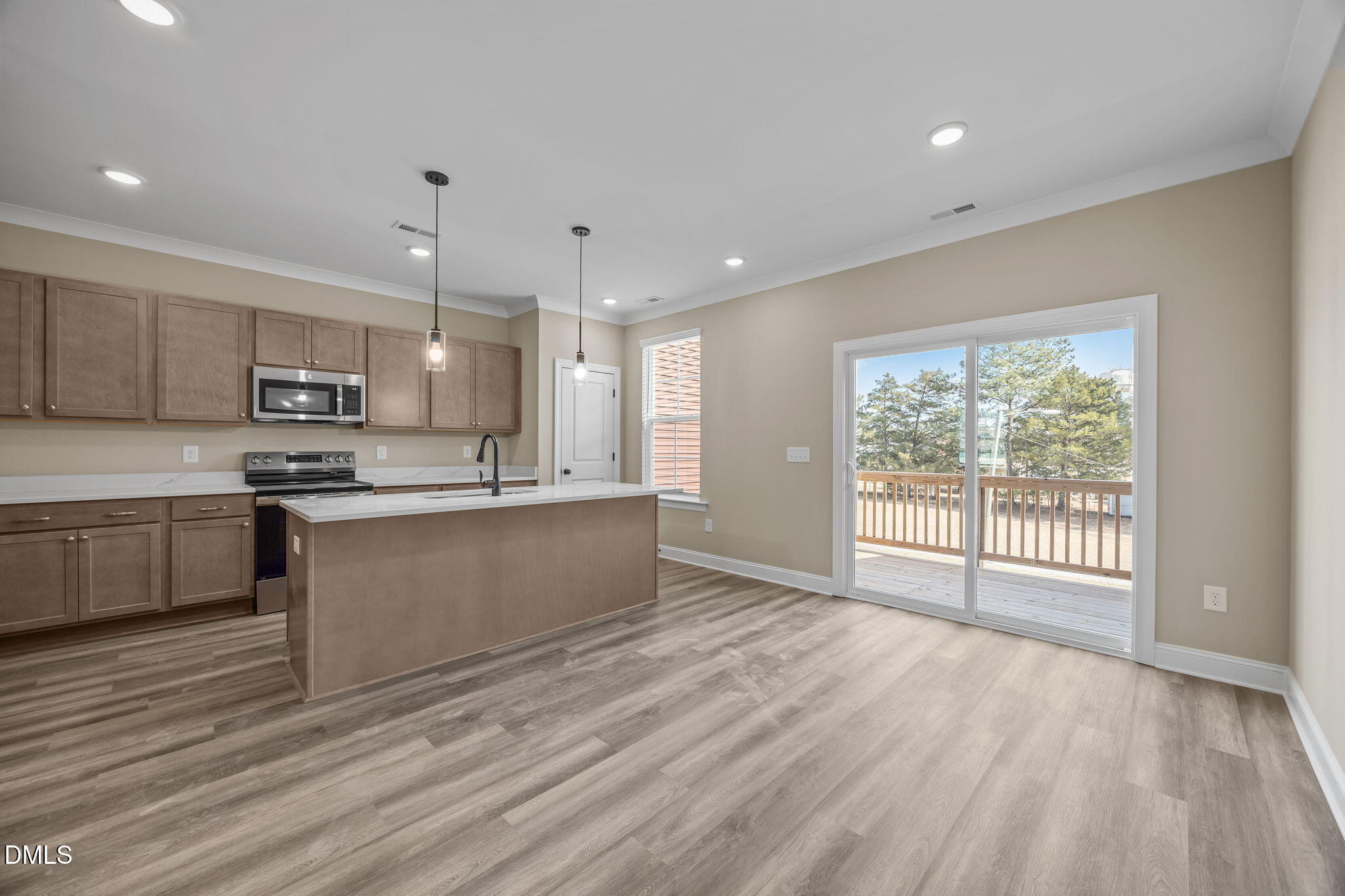 145 Pearl Street # 10