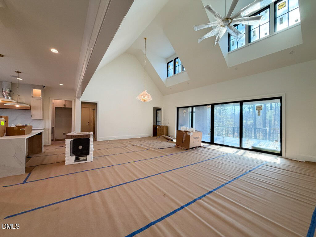1513 Rock Dove Way