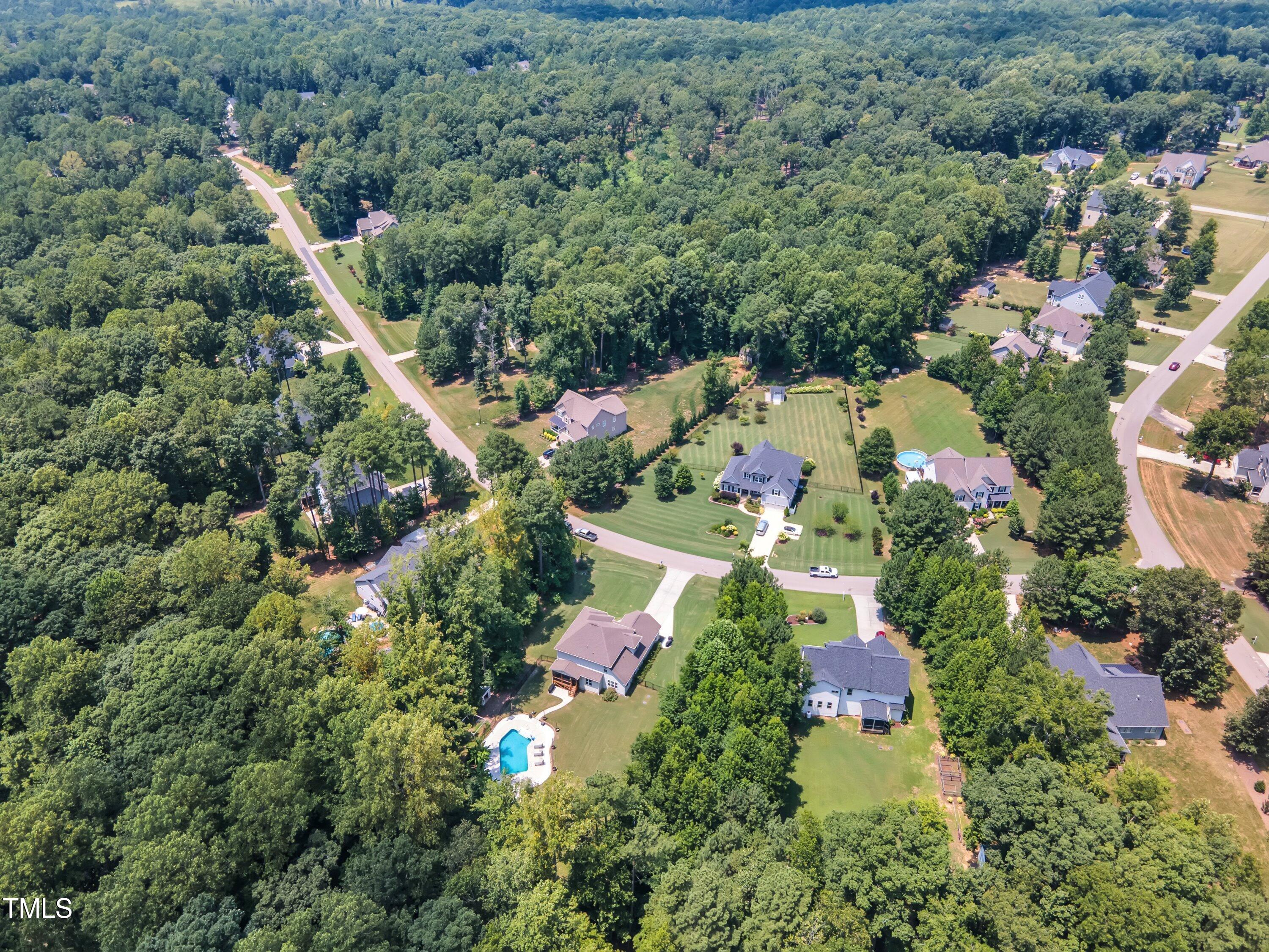 1725 River Club Way
