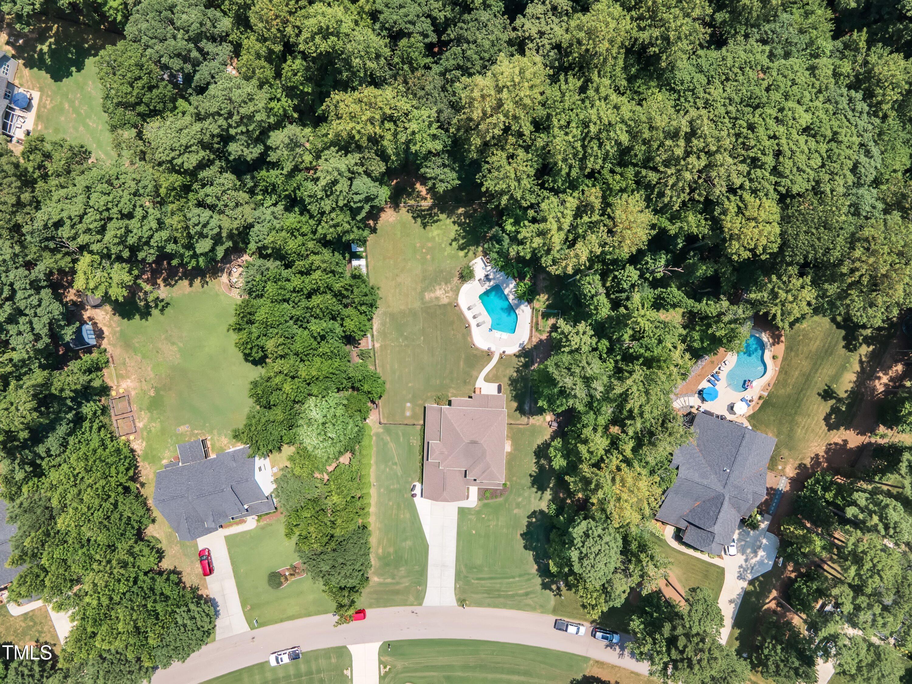 1725 River Club Way