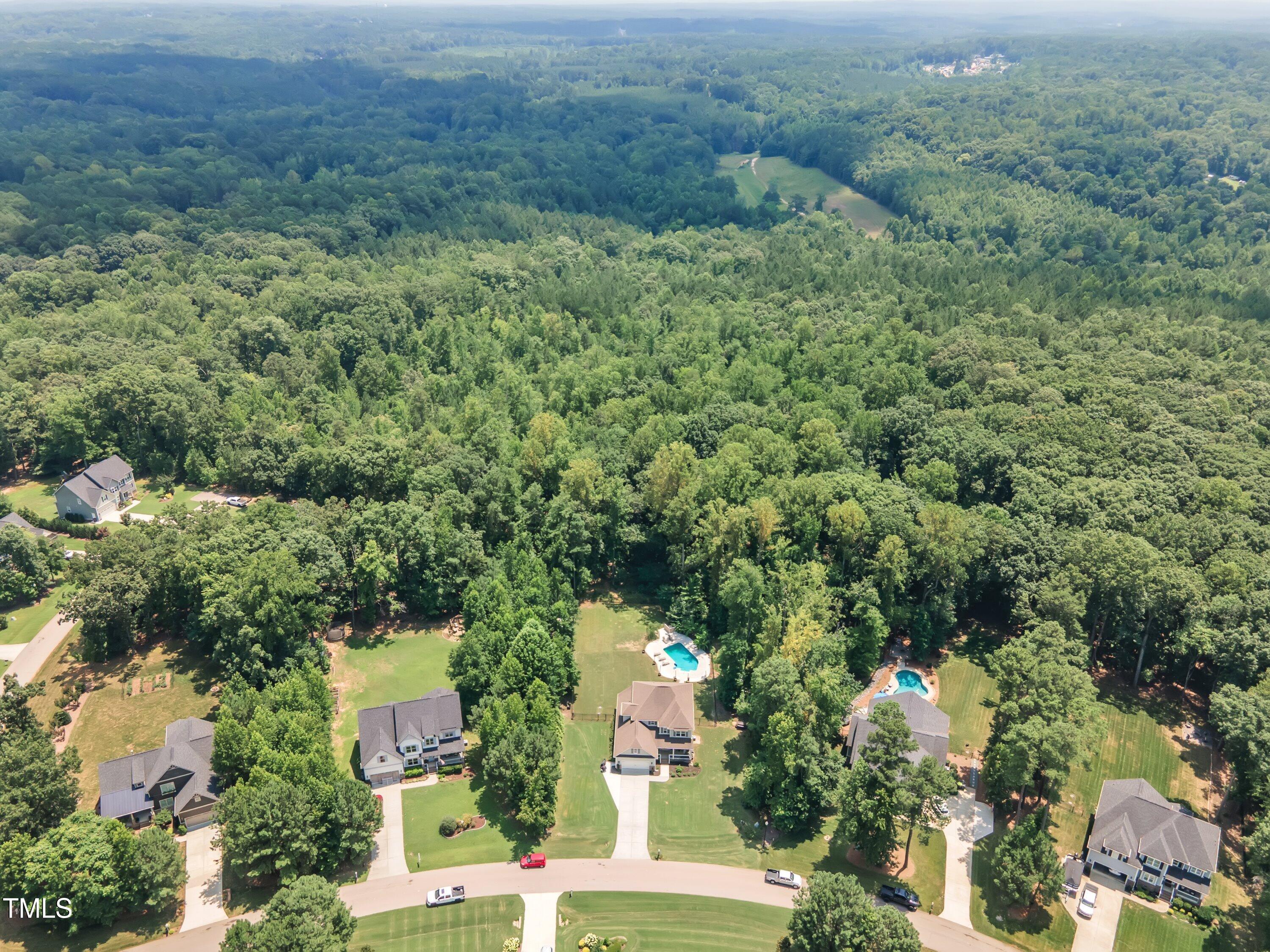 1725 River Club Way