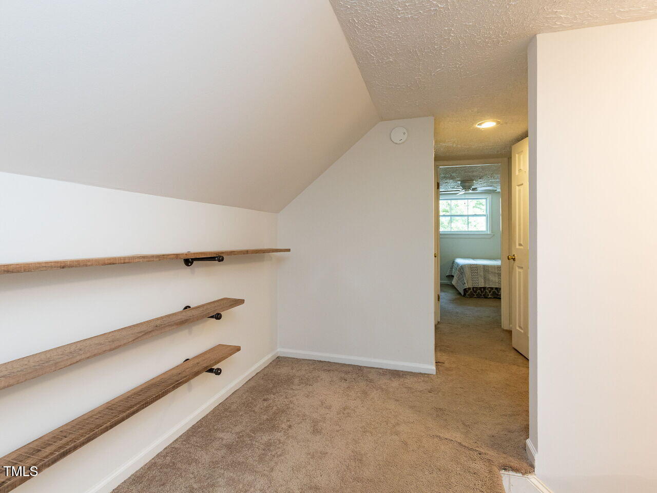 1831 Washington Drive
