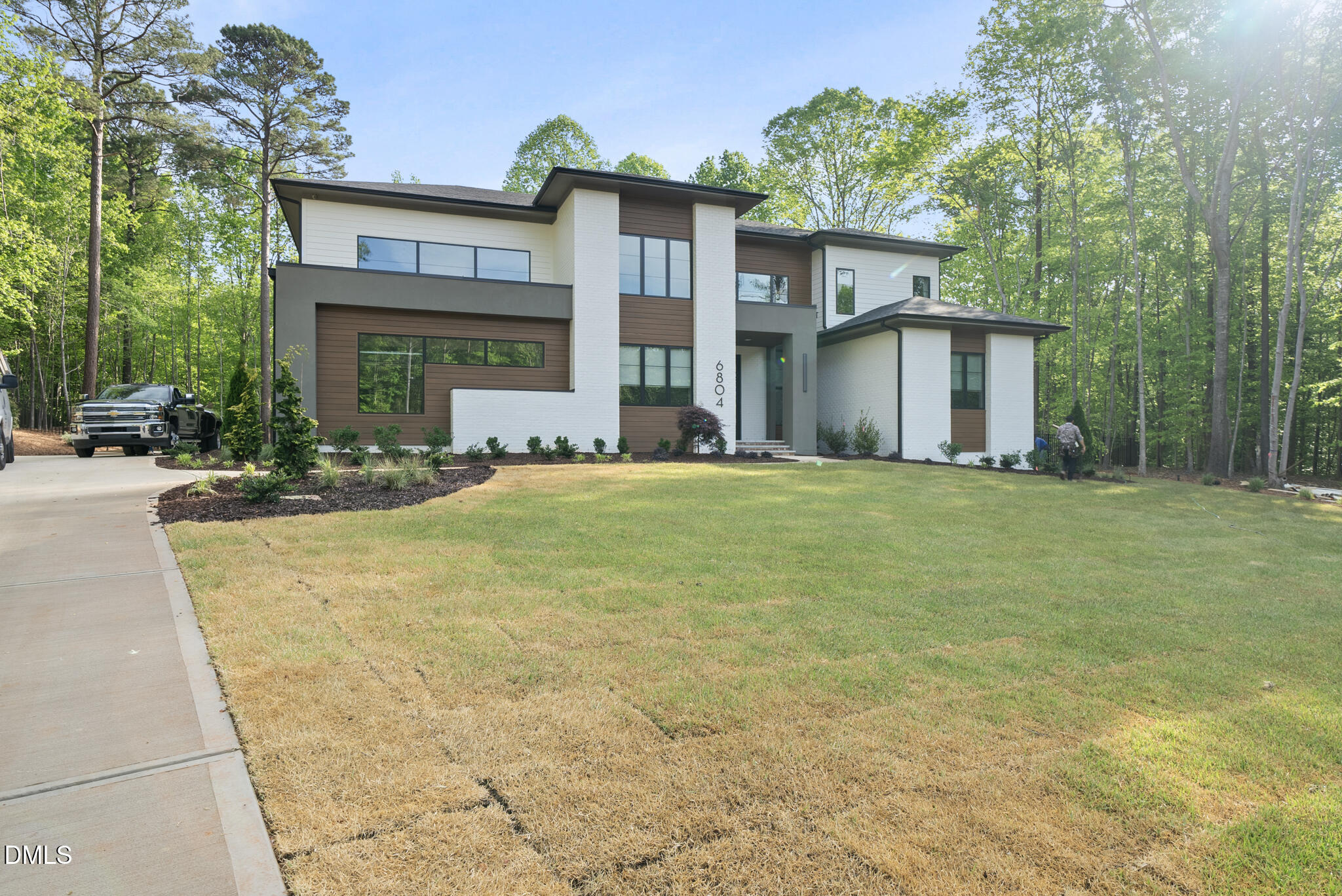 6804 Brixley Circle