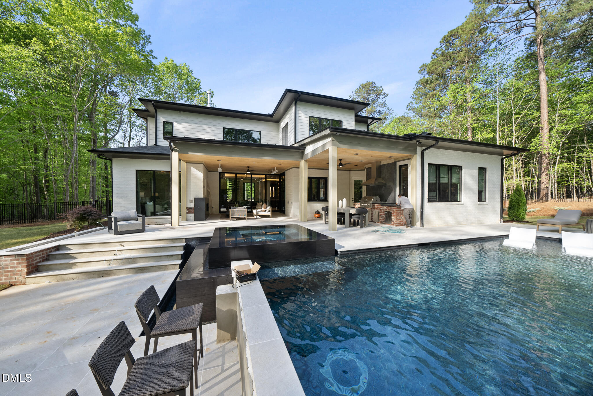 6804 Brixley Circle