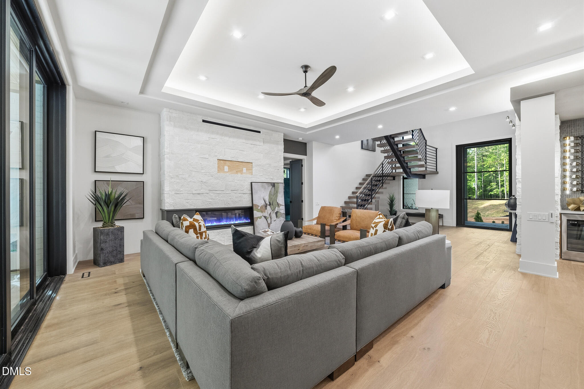 6804 Brixley Circle