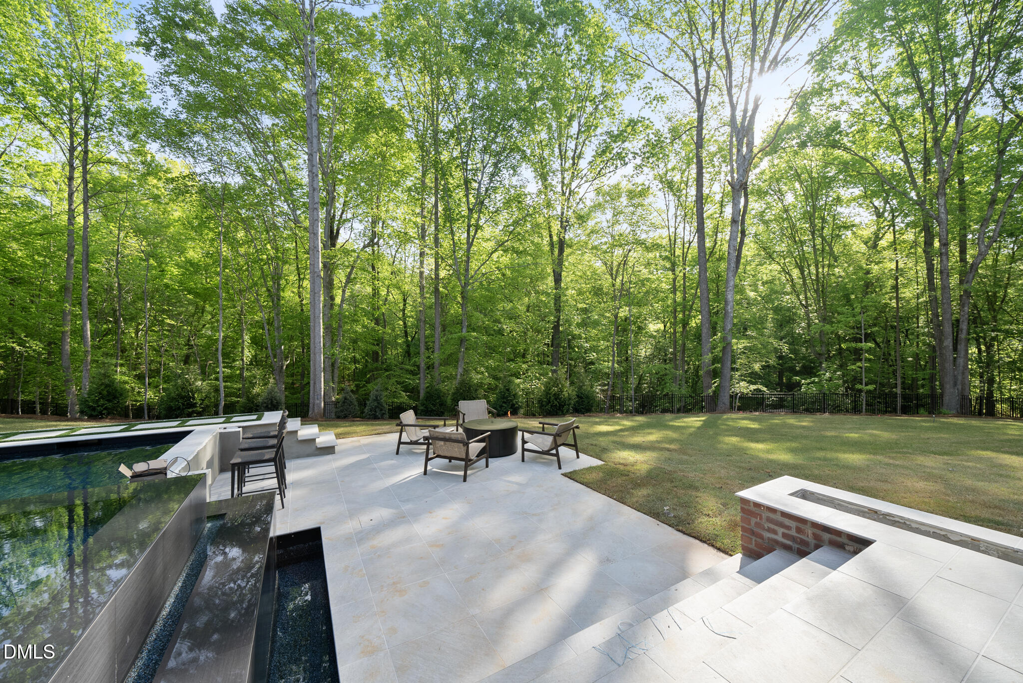 6804 Brixley Circle