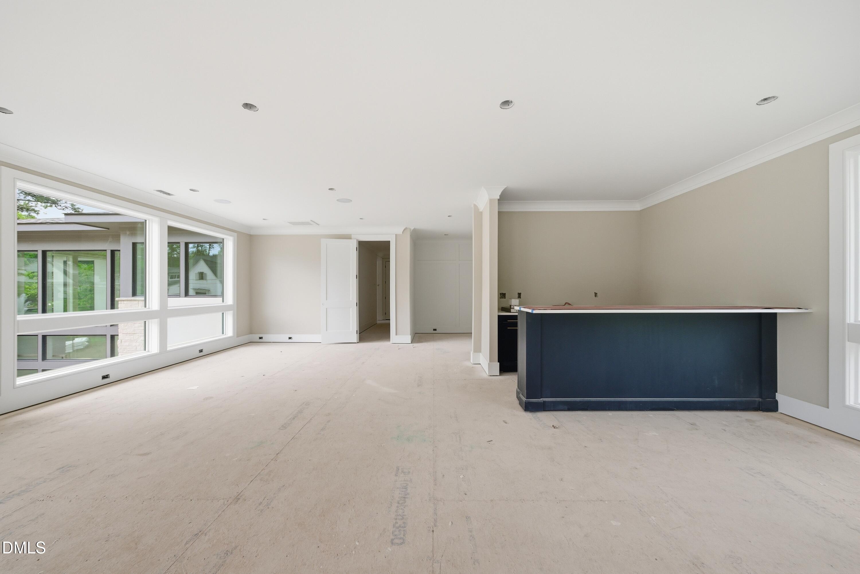 4907 Yadkin Drive