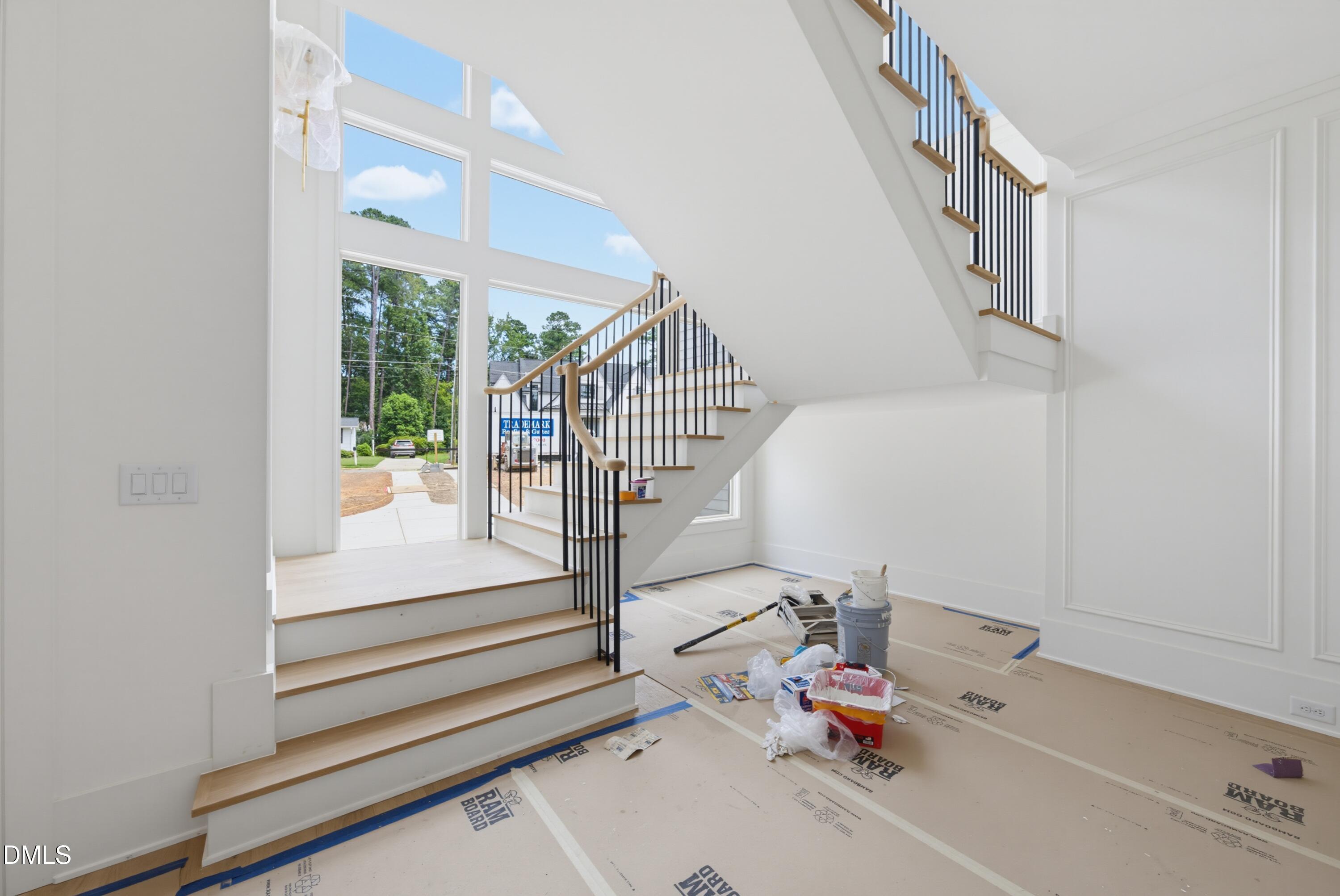 4907 Yadkin Drive