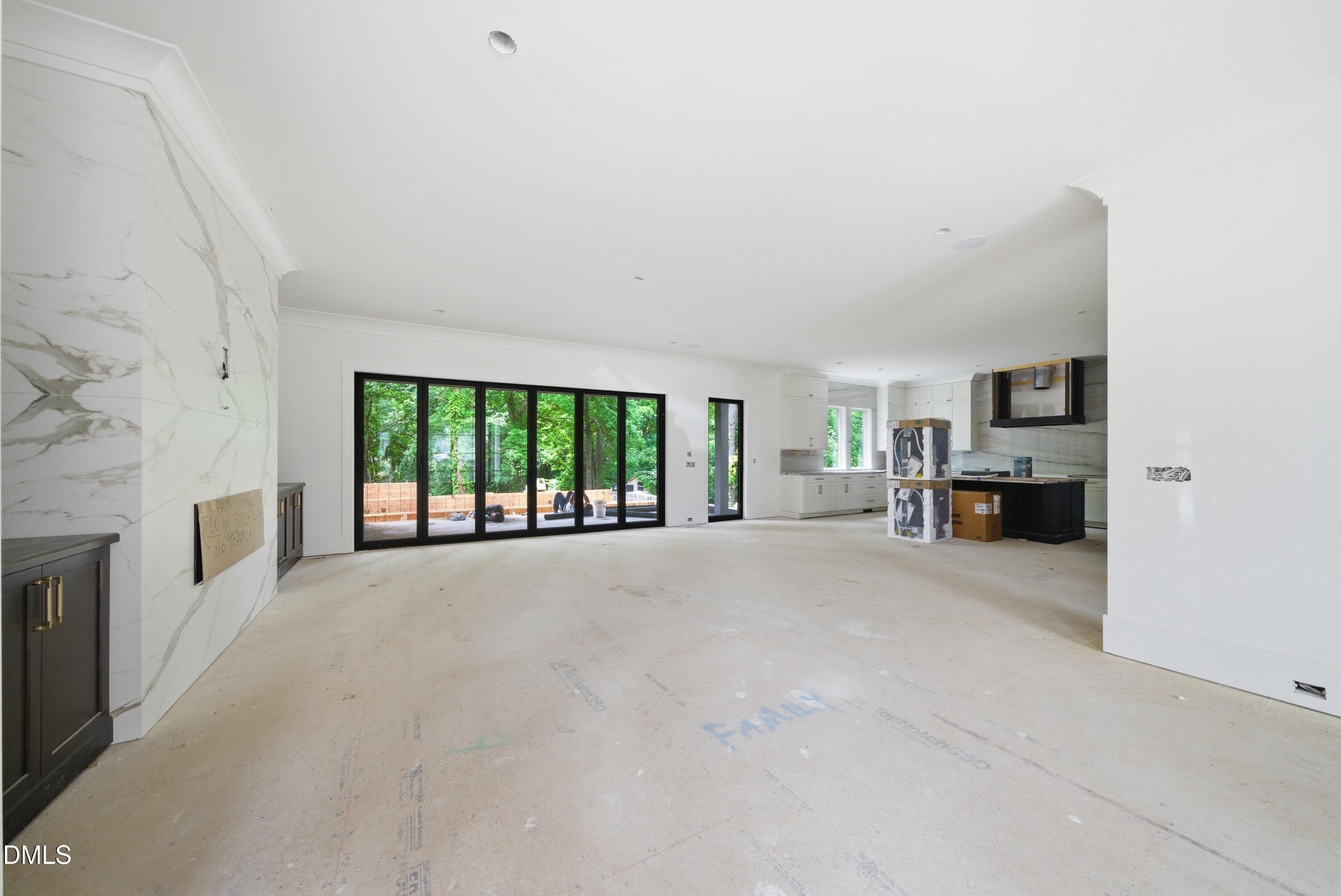 4907 Yadkin Drive