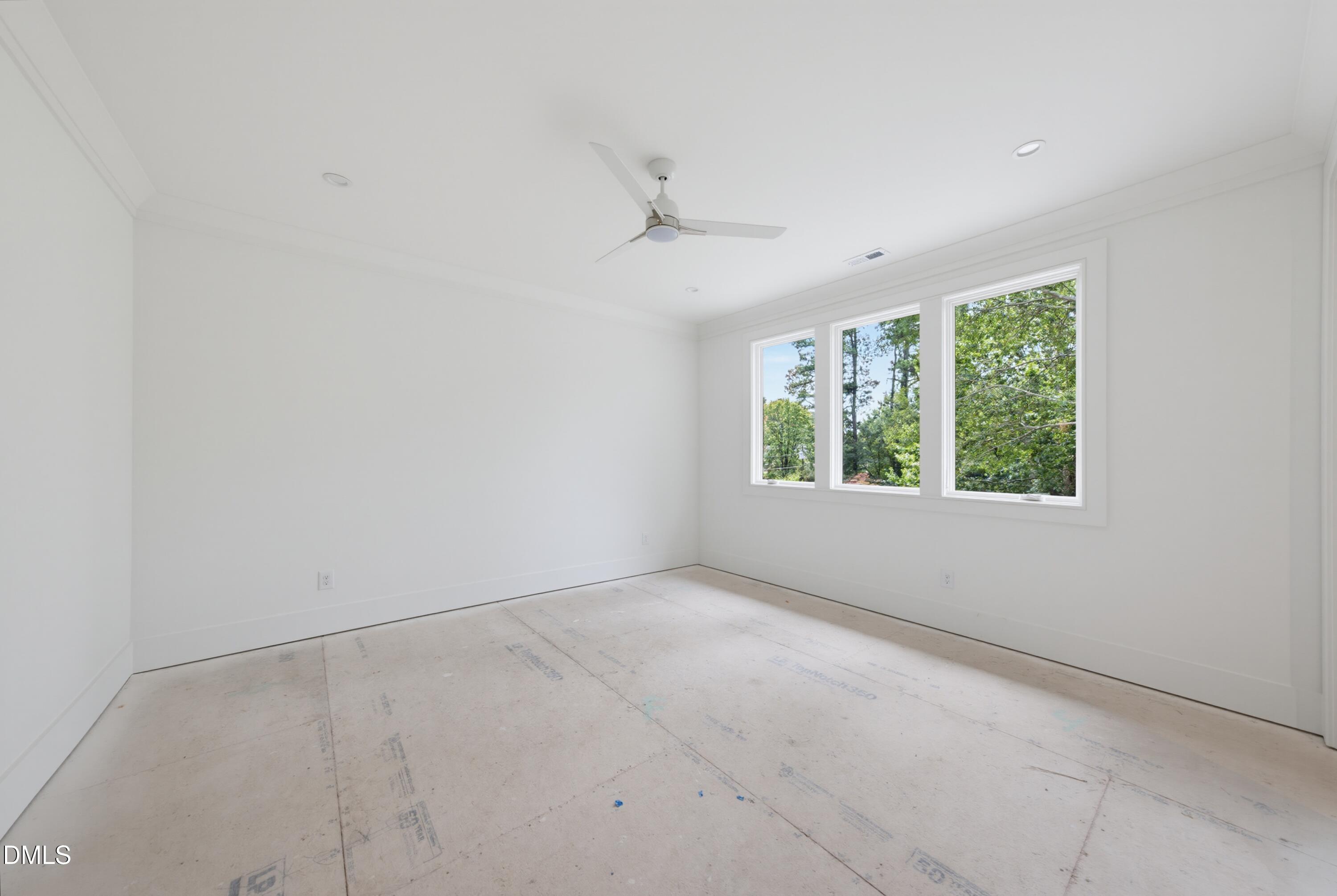 4907 Yadkin Drive