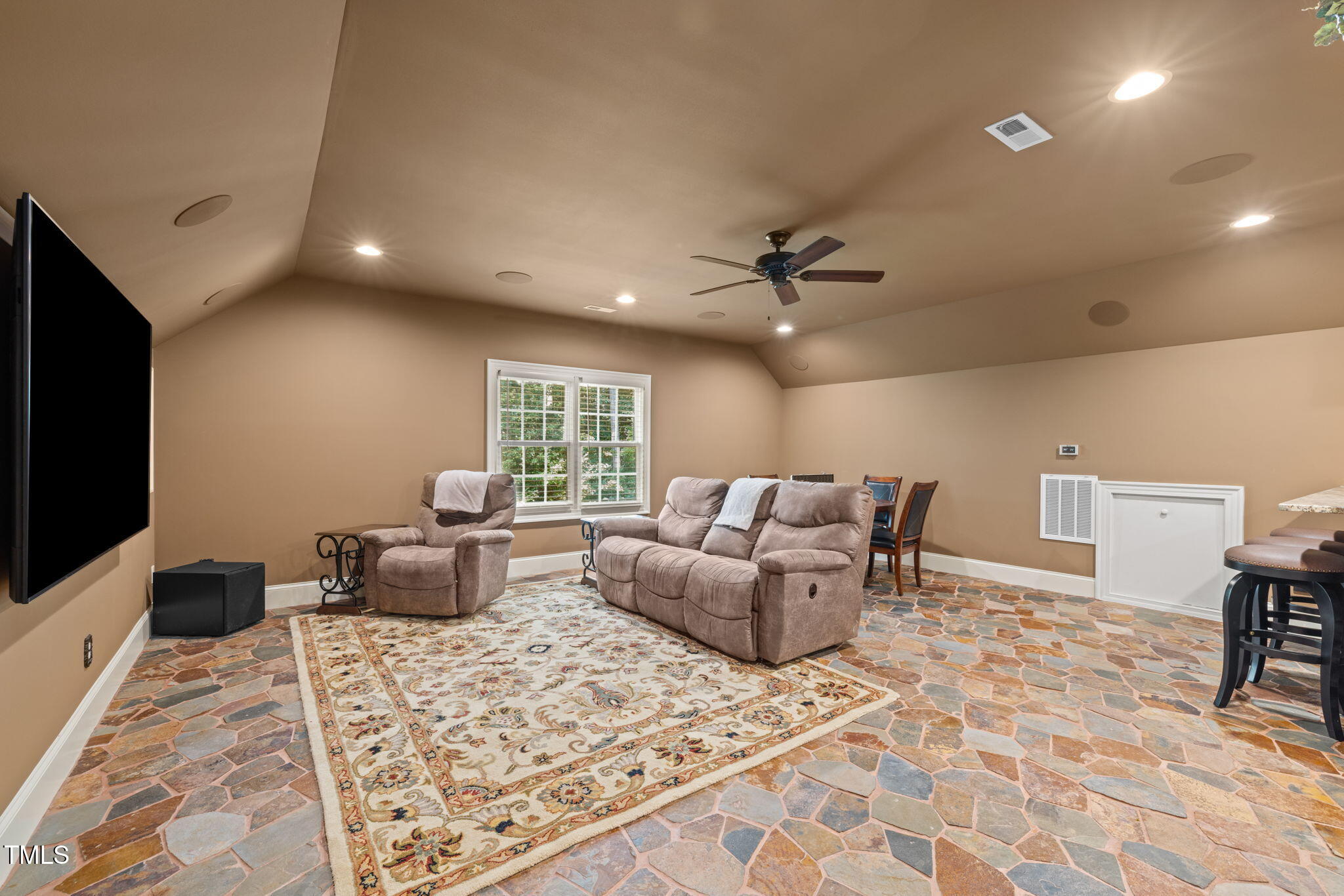 14021 Wallberman Drive