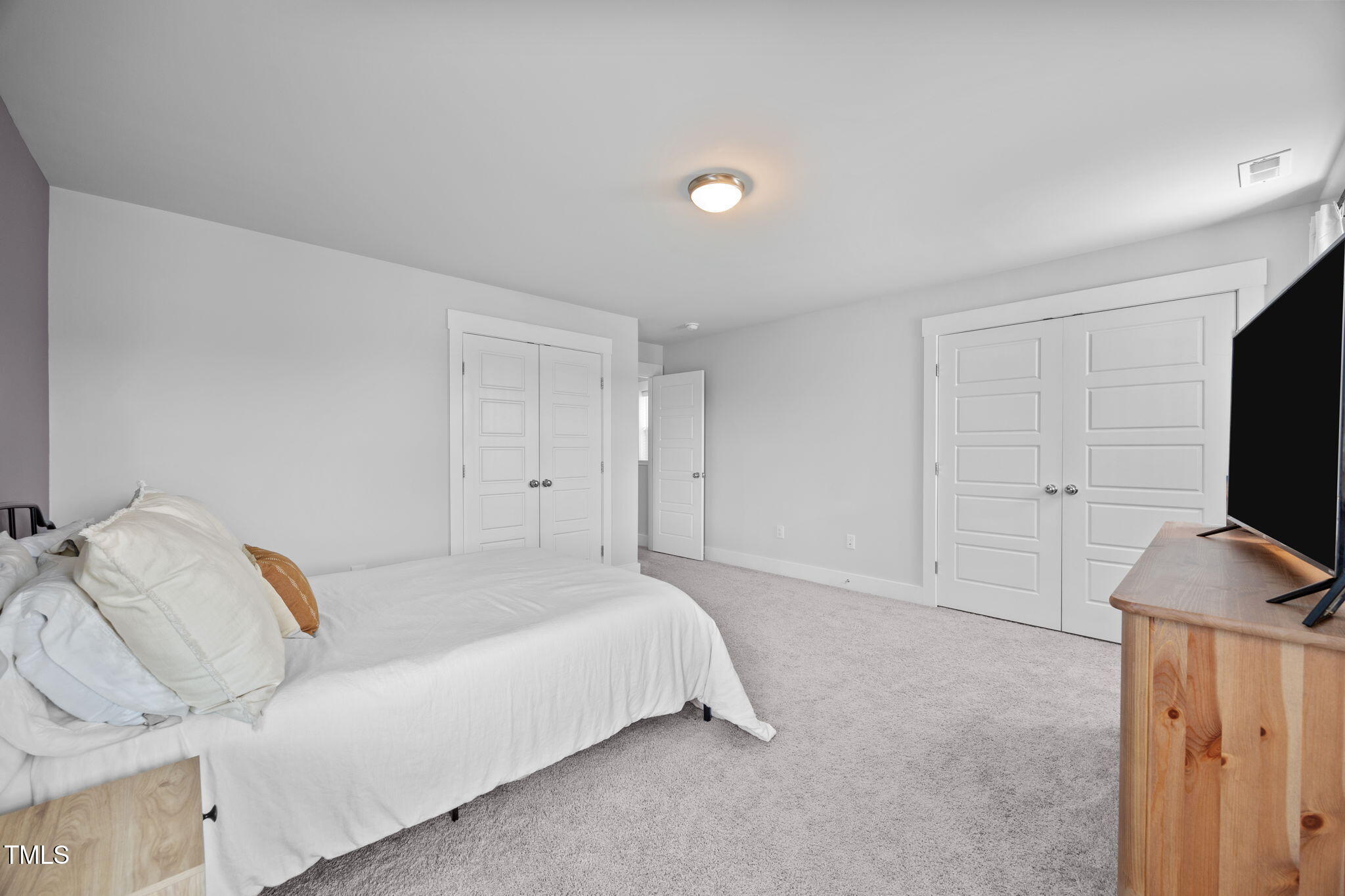 305 Wash Hollow Drive