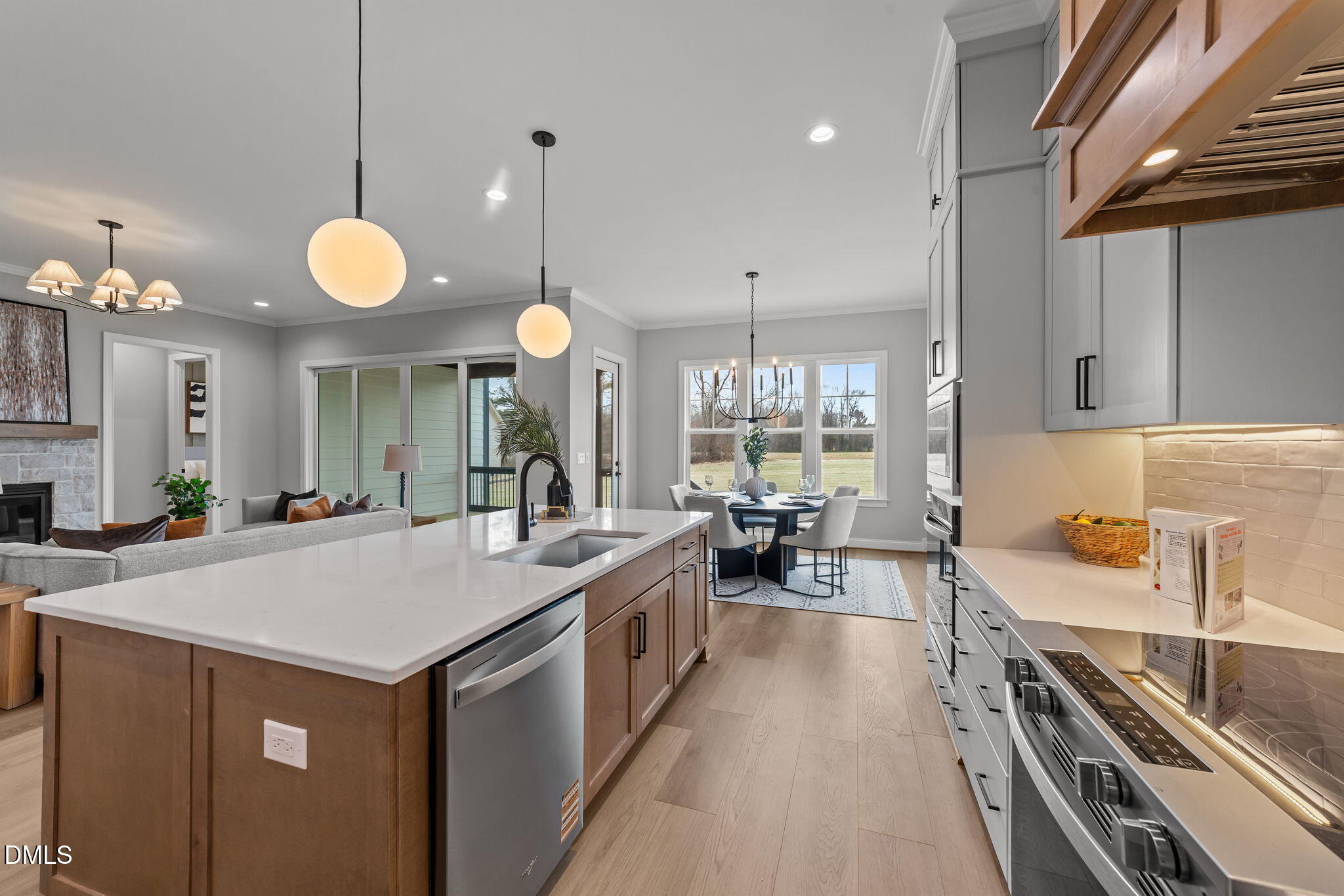 160 Summerlin Drive