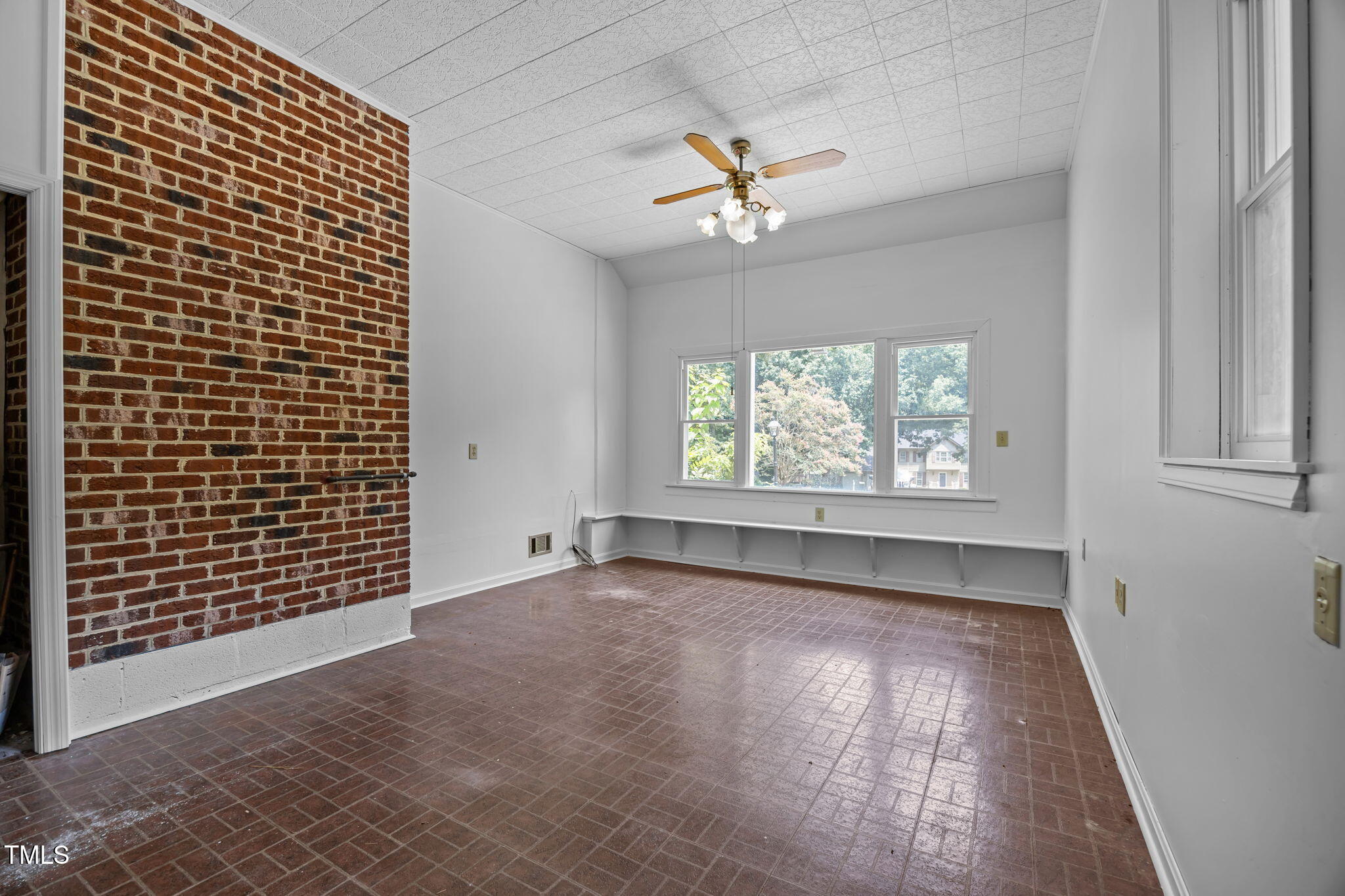 8909 Creekstone Court # 11