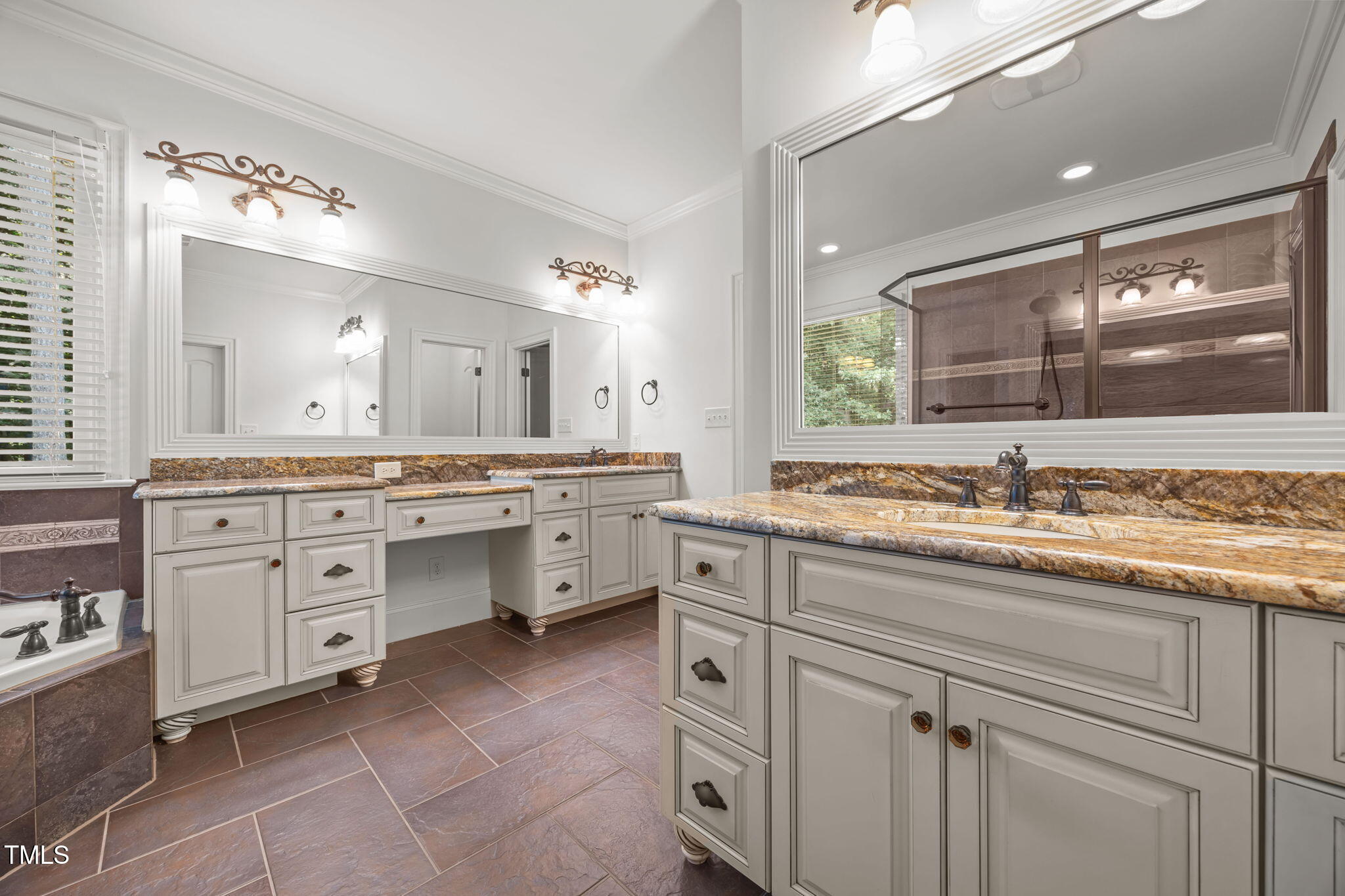 7405 Portpatrick Court