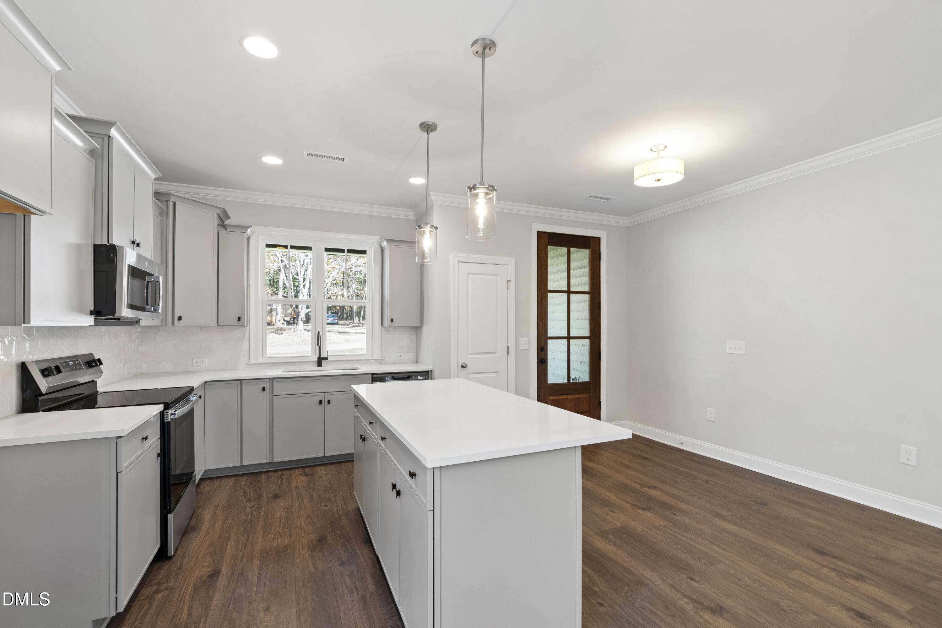 111 Mohawk Drive