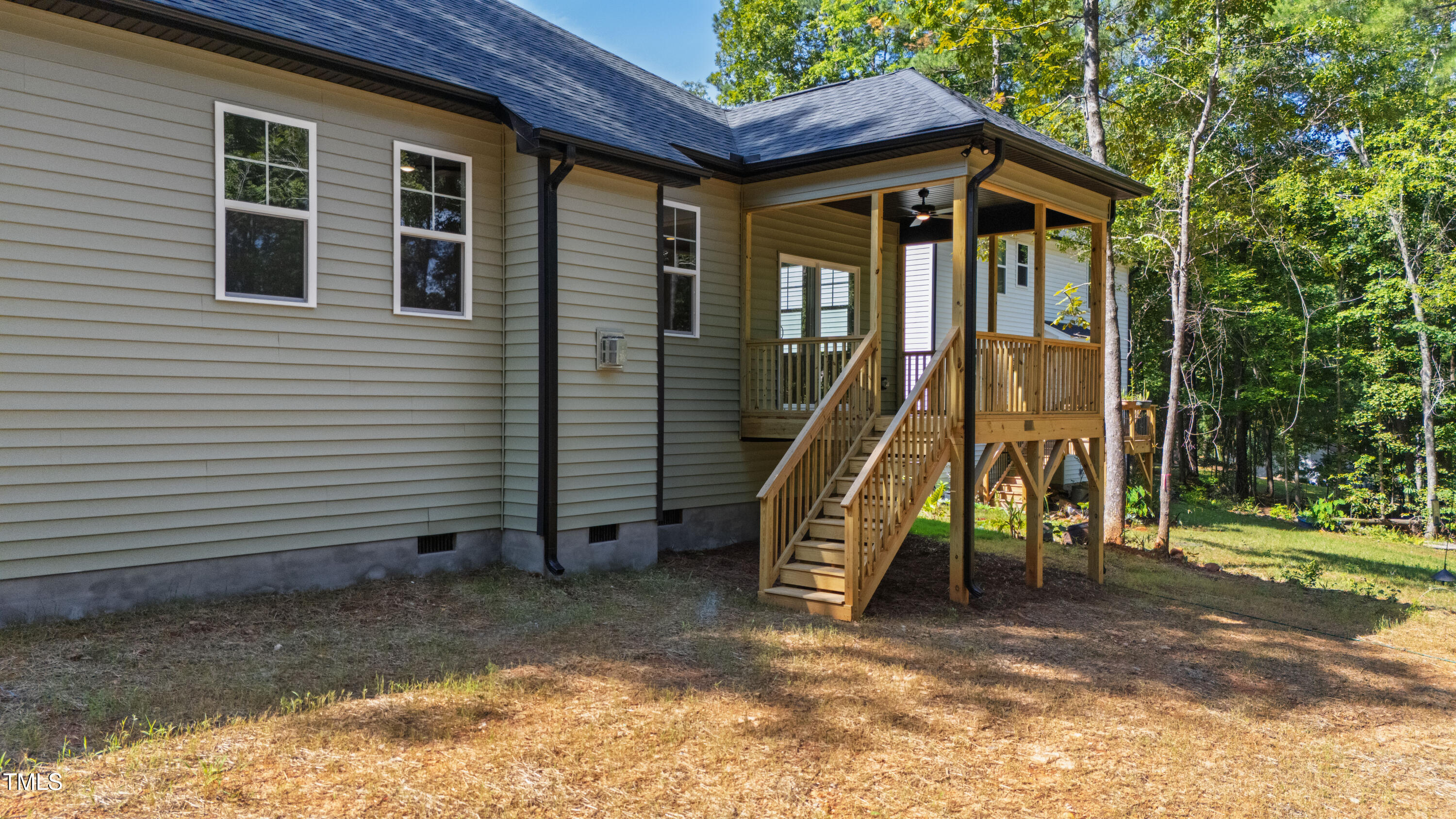 216 Rawhide Drive