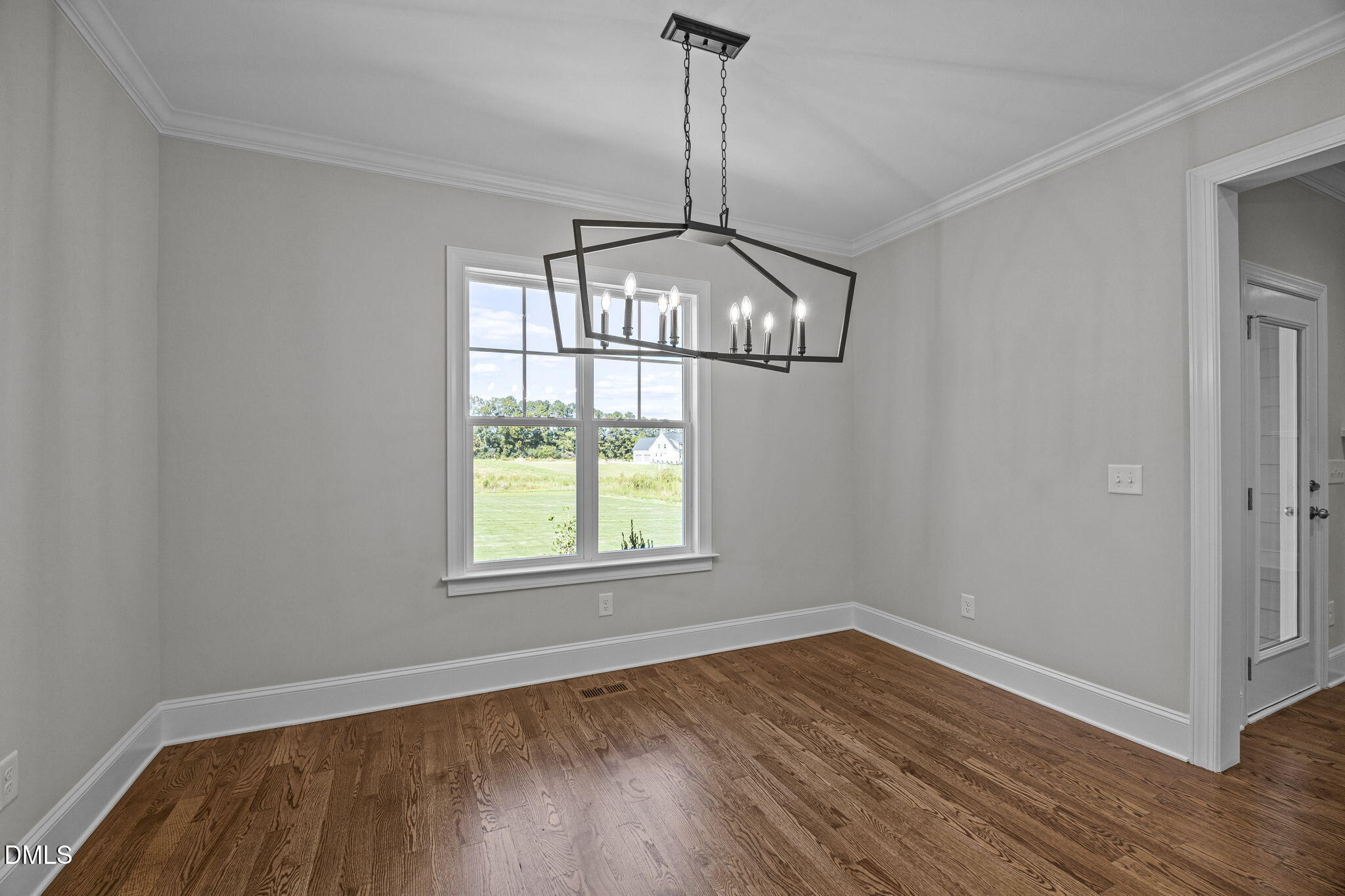 75 Broadleaf Lane