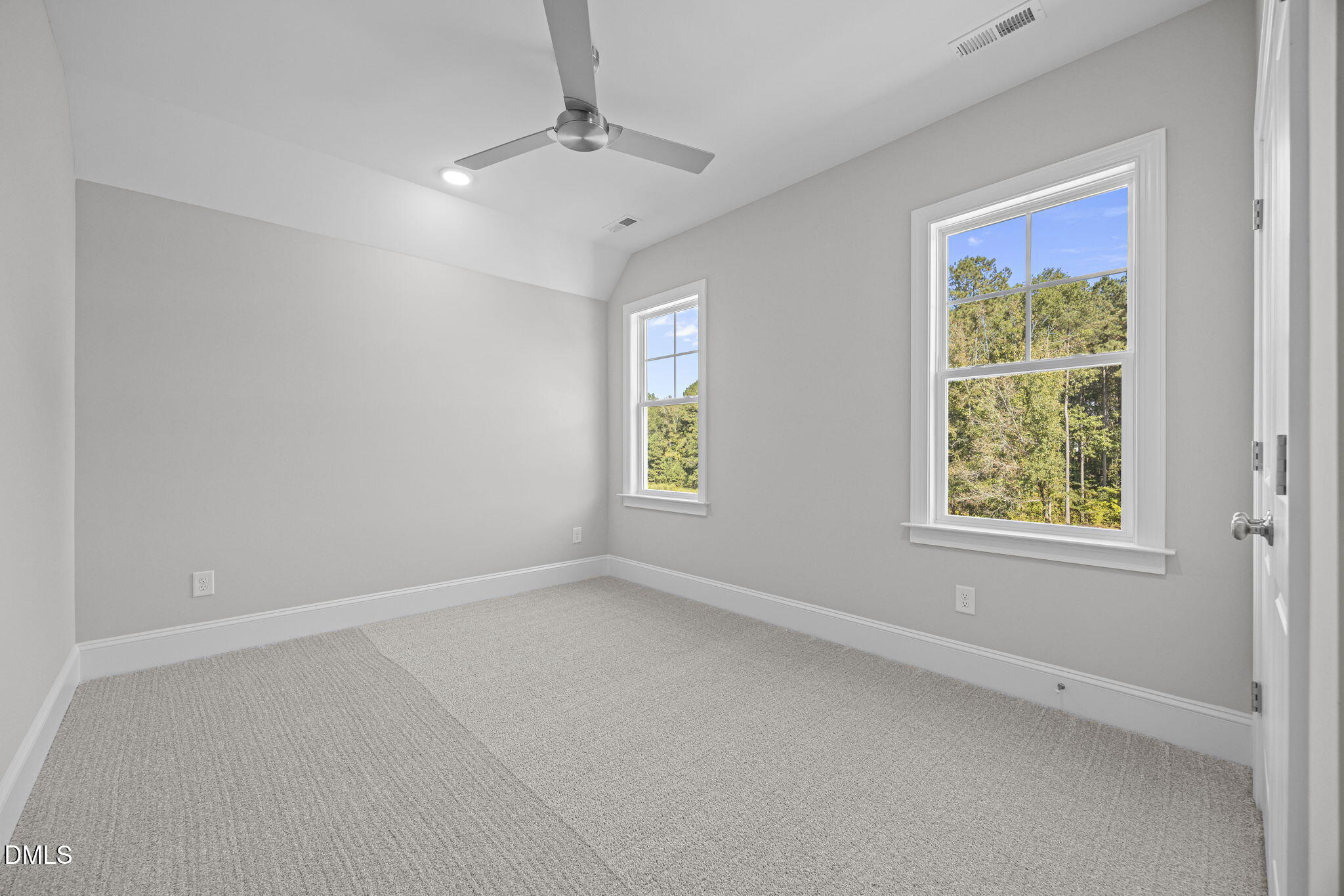 75 Broadleaf Lane