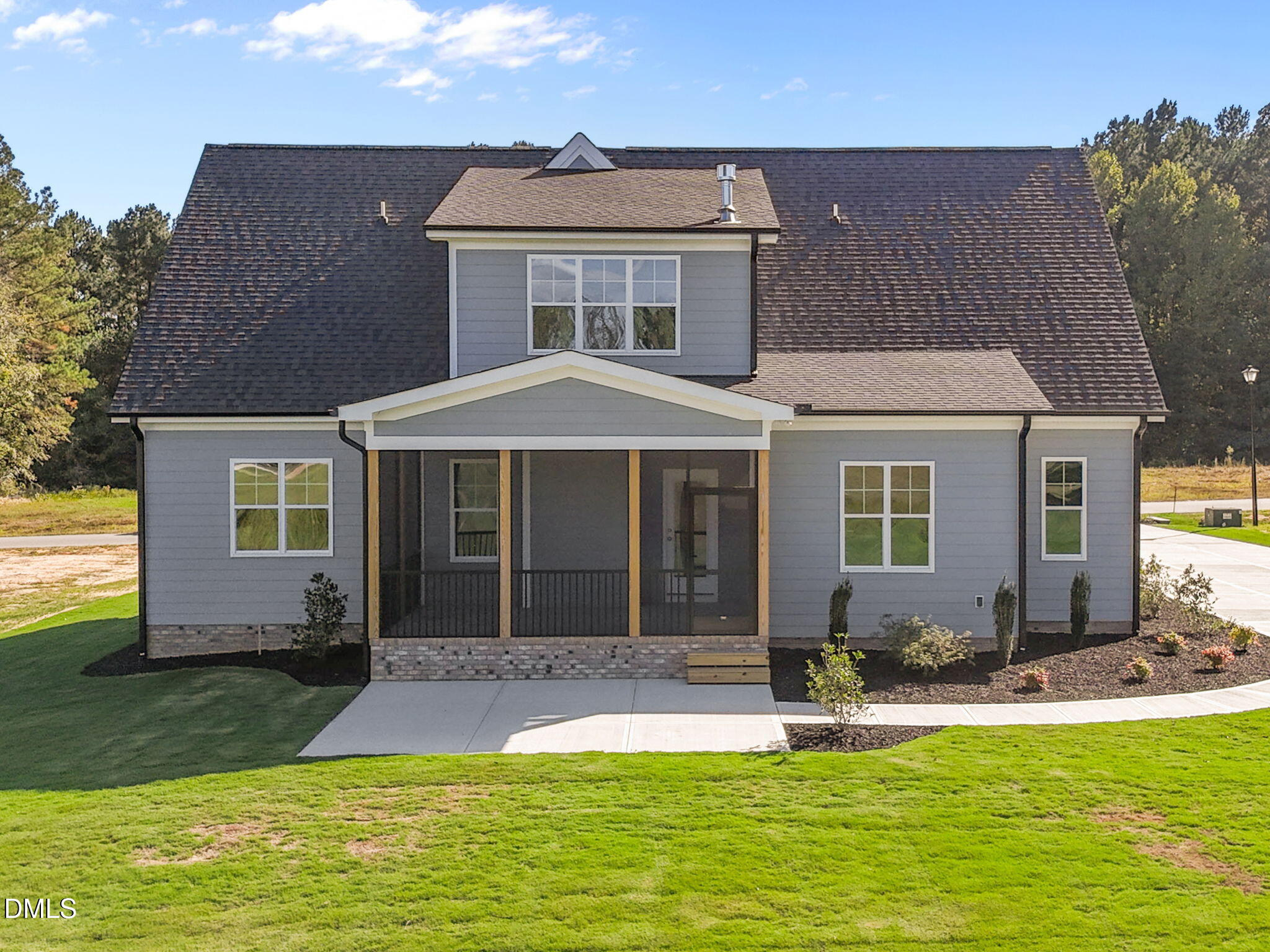 75 Broadleaf Lane