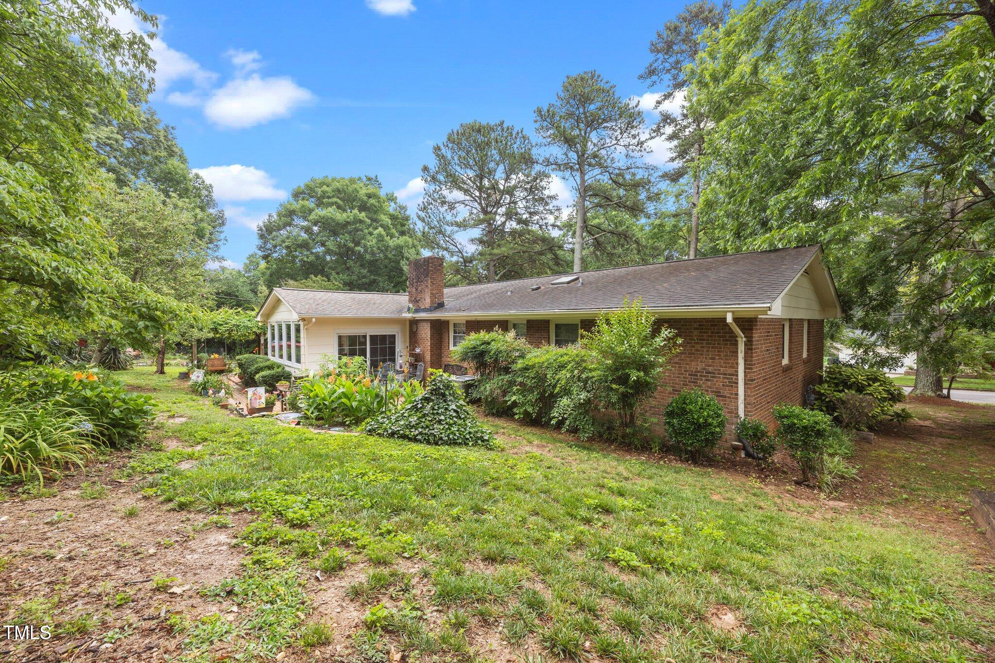 1605 Beechwood Drive