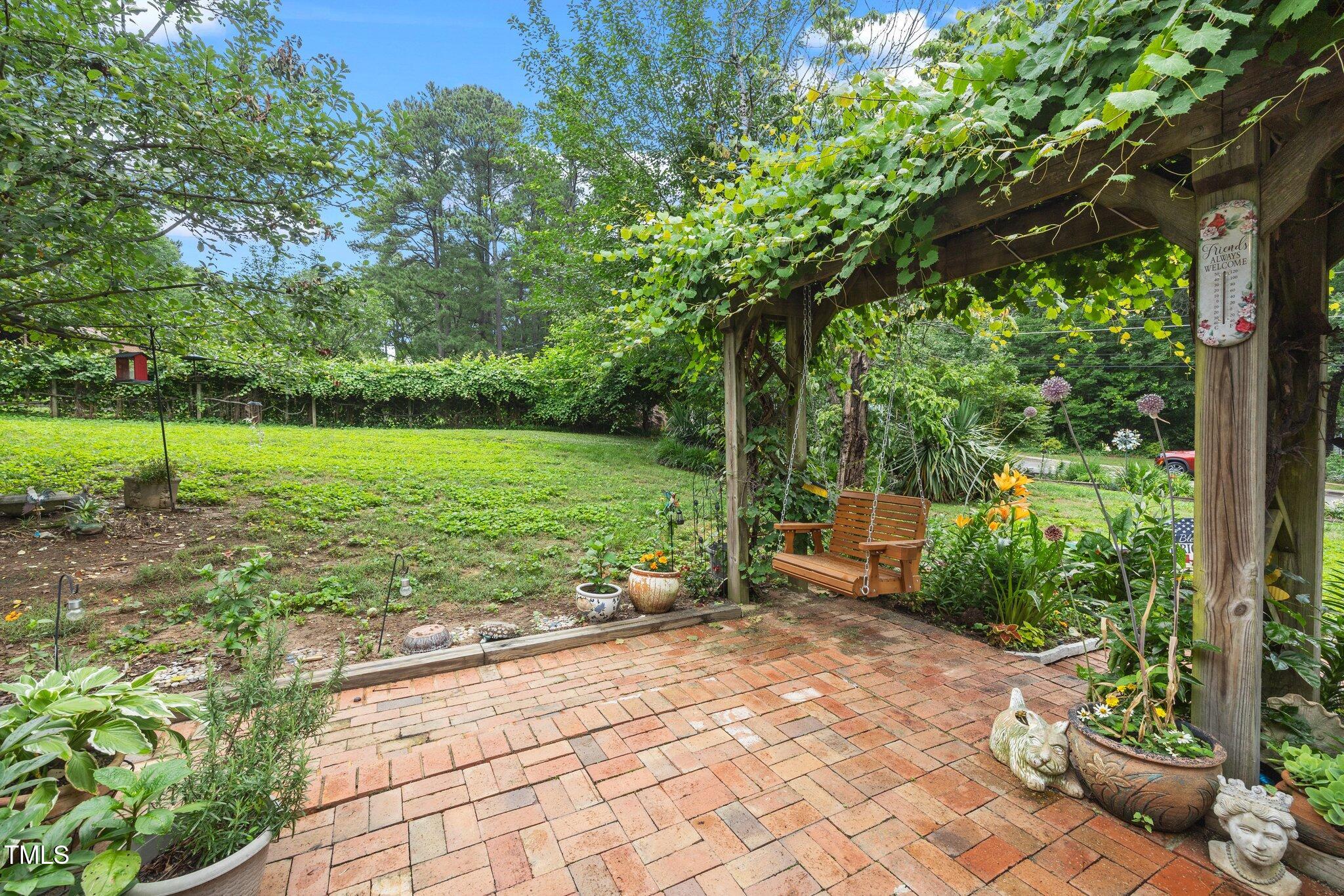 1605 Beechwood Drive
