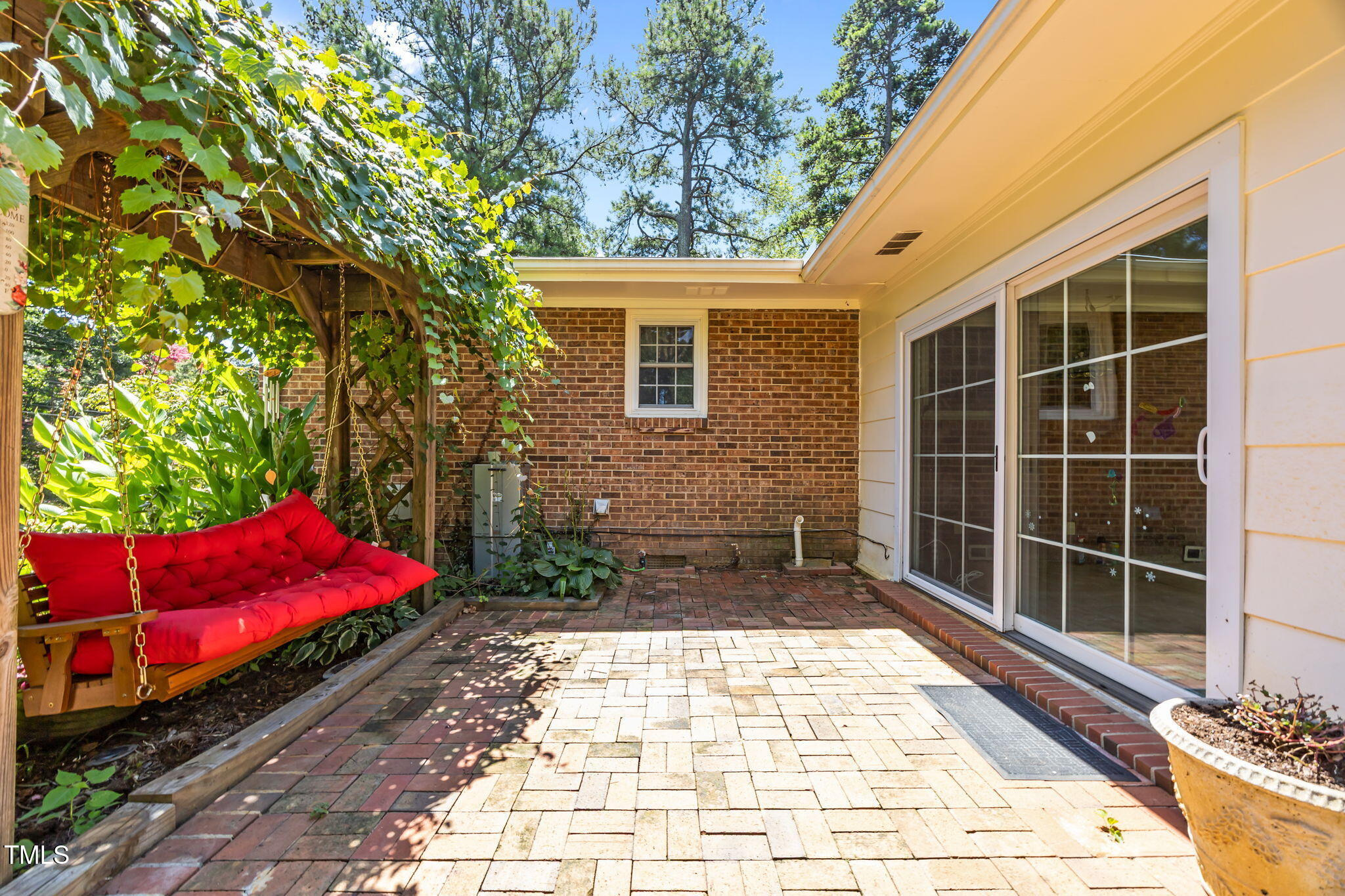 1605 Beechwood Drive