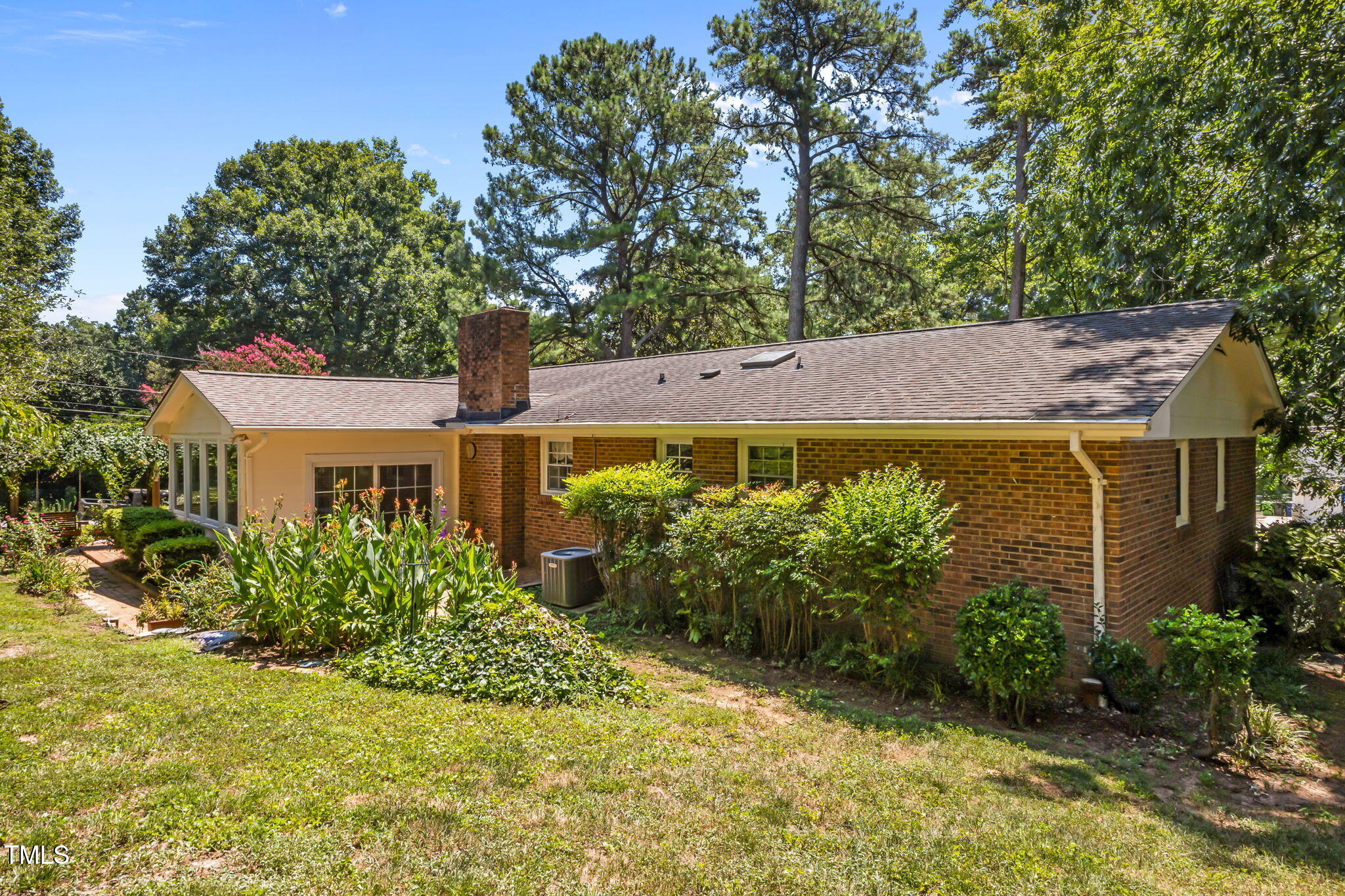 1605 Beechwood Drive