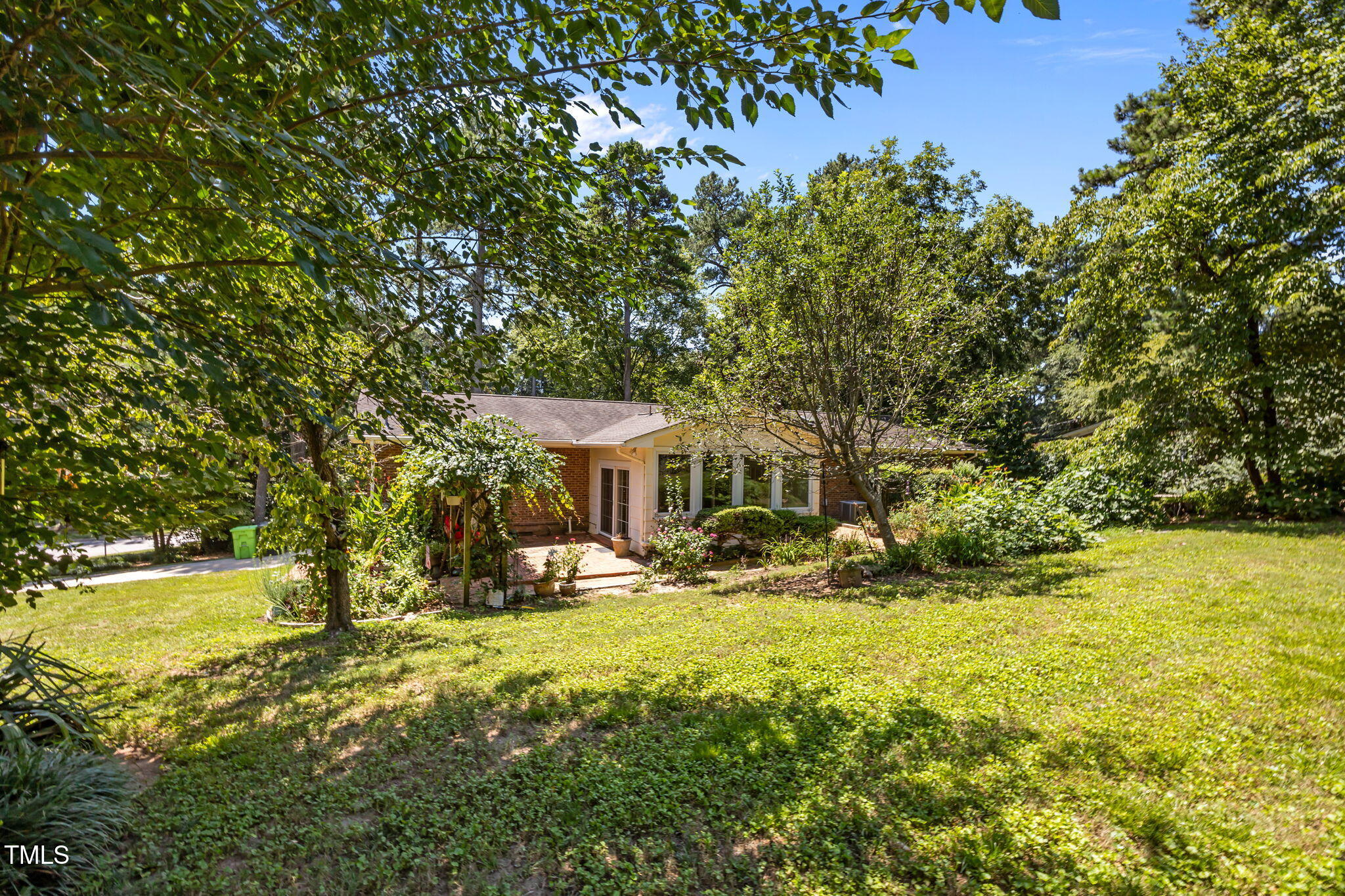 1605 Beechwood Drive