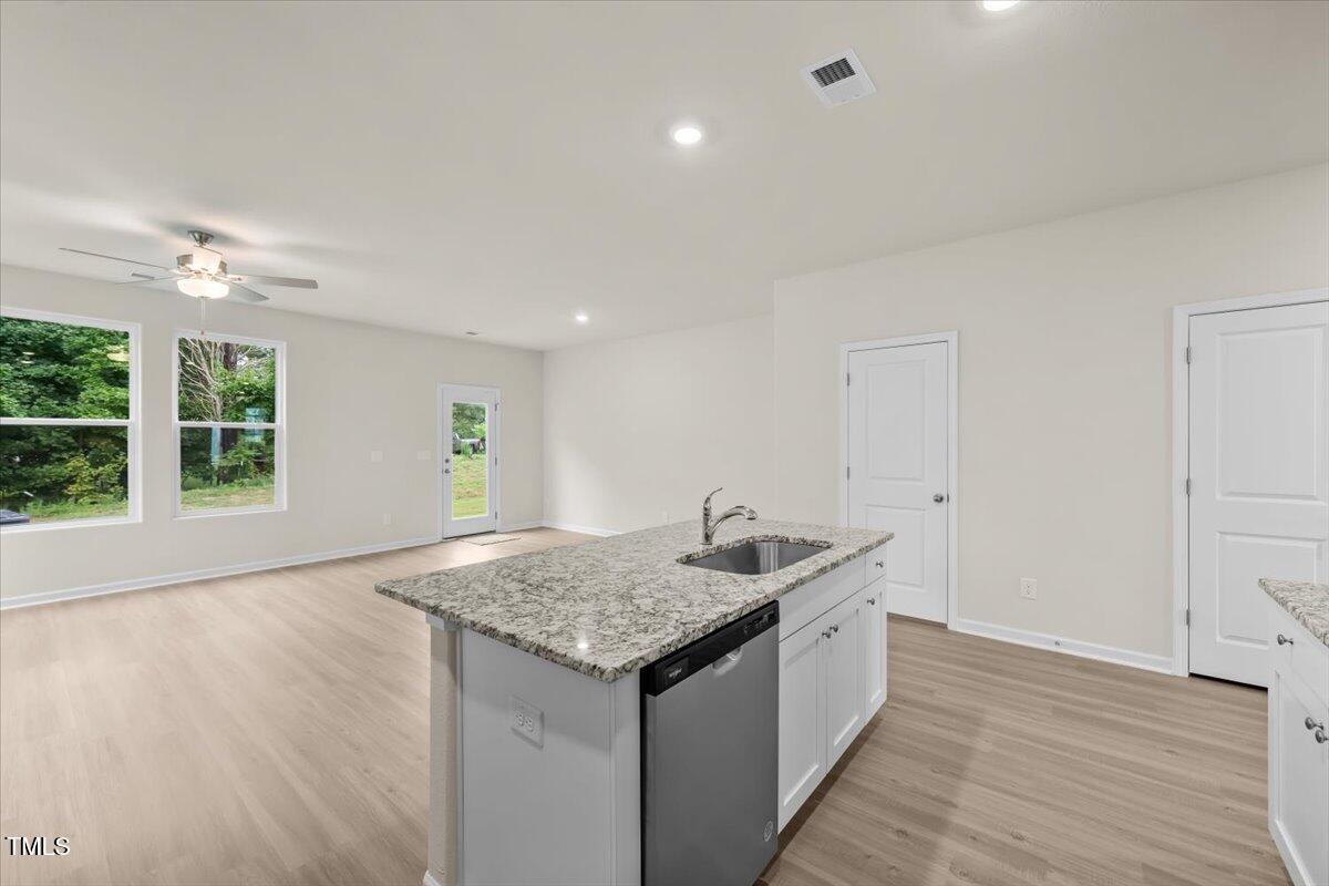 2114 Willow Glen Drive