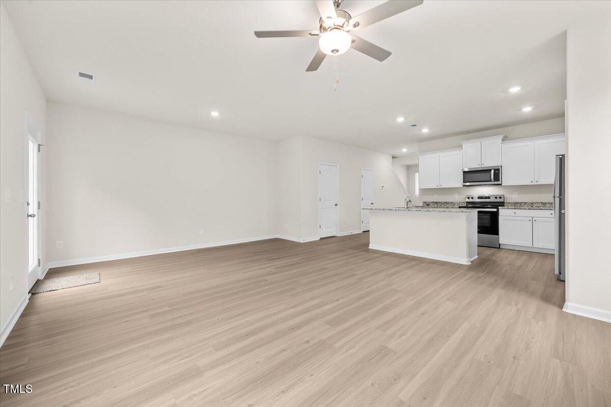 2114 Willow Glen Drive