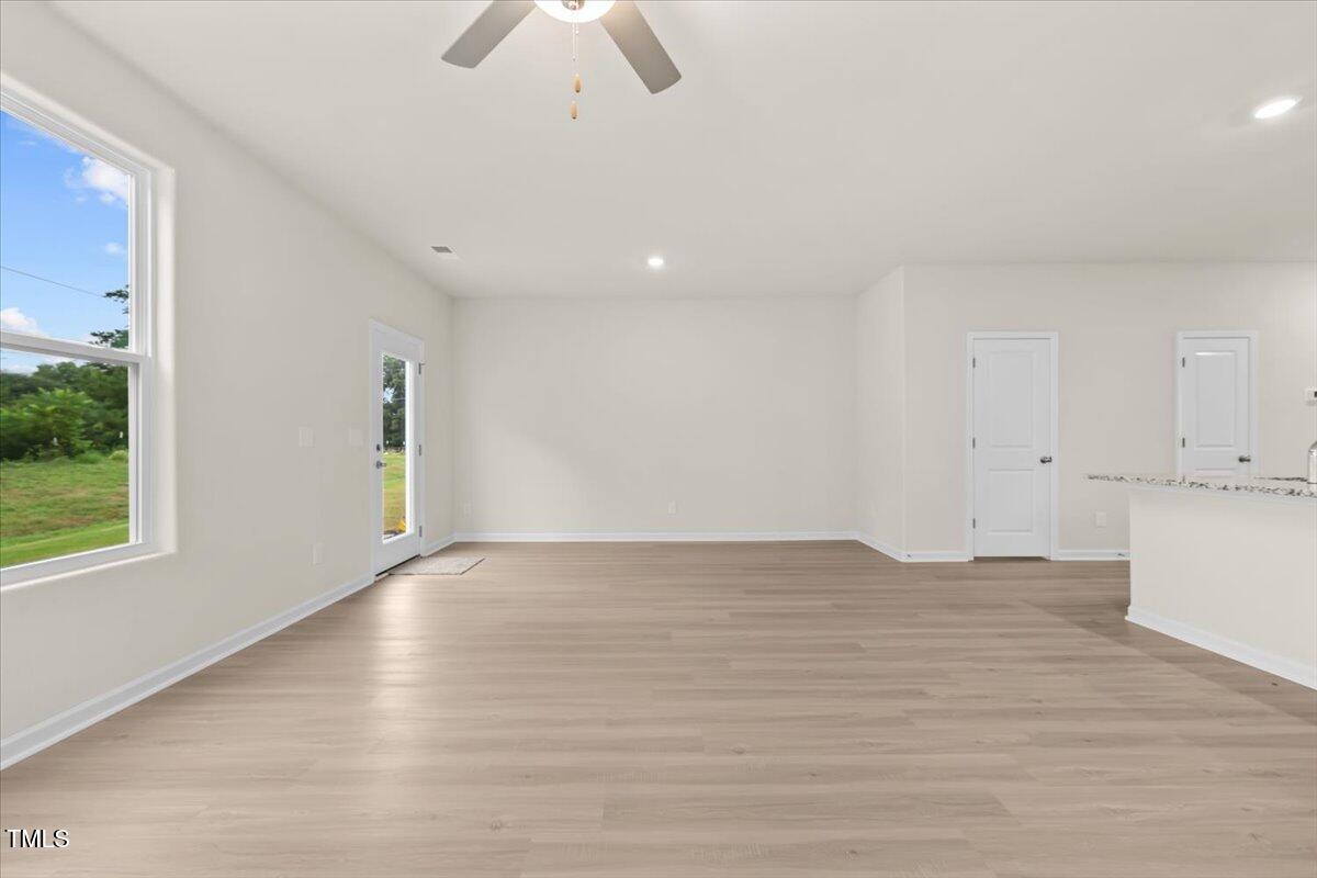2114 Willow Glen Drive