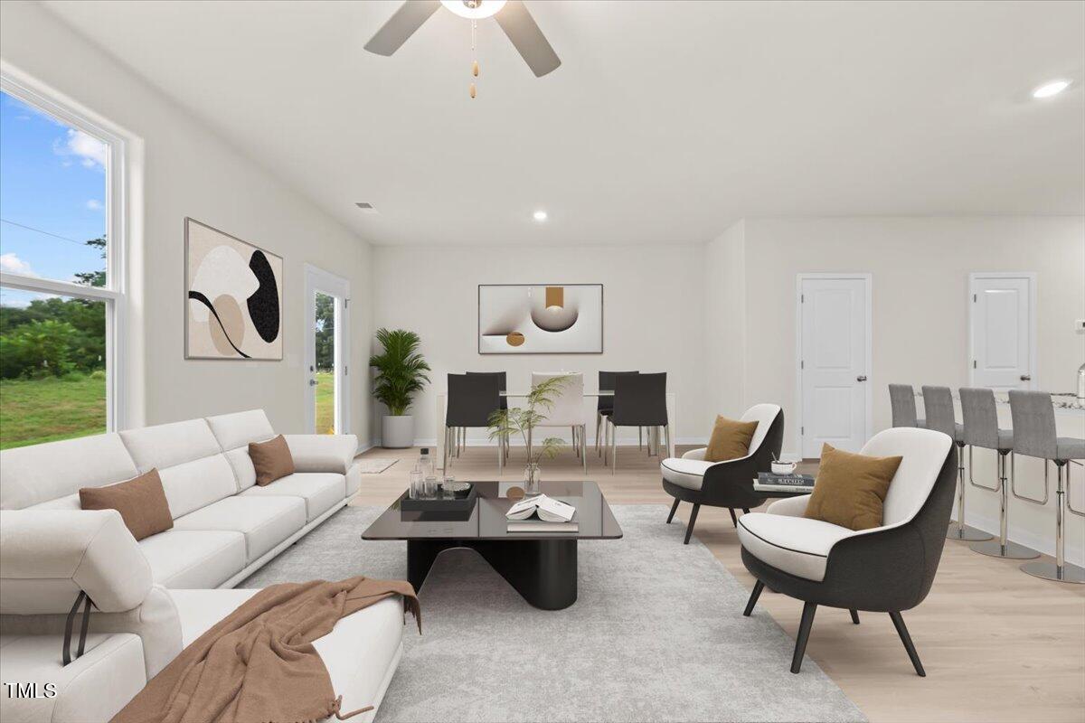 2114 Willow Glen Drive