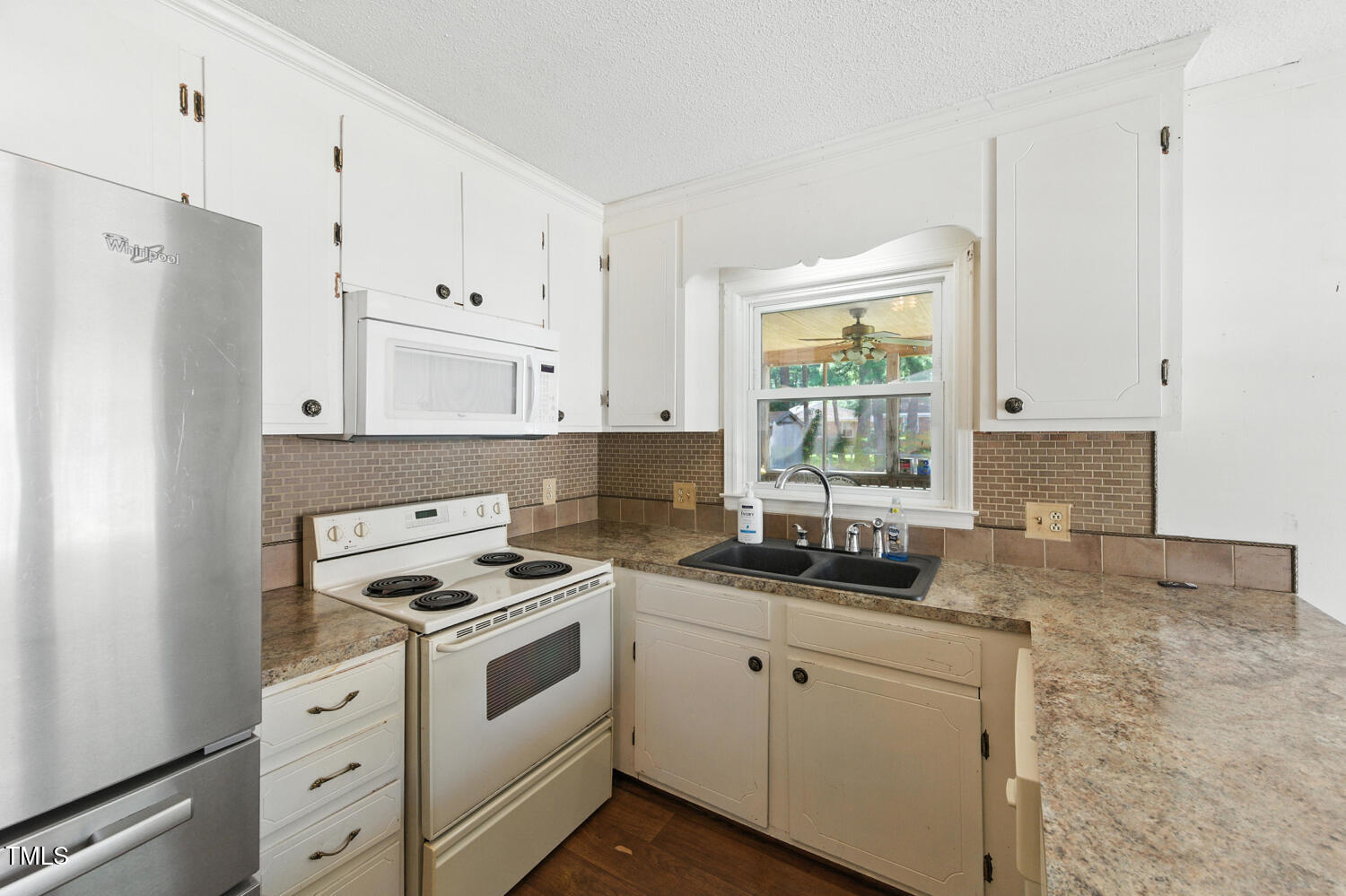 2824 Berkley Drive