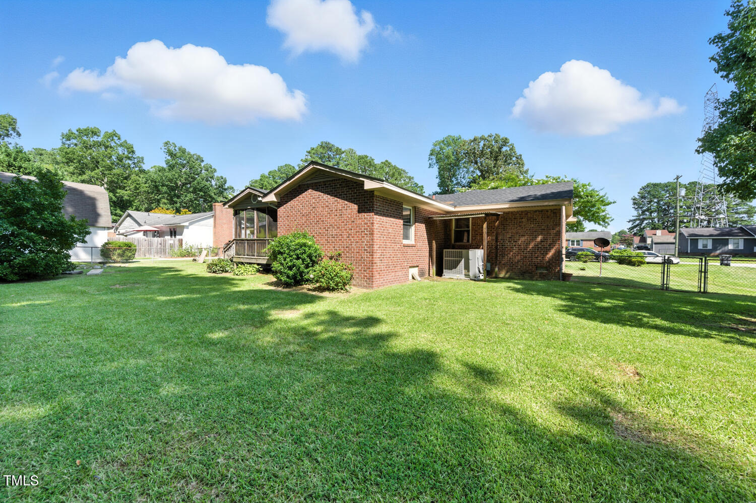 2824 Berkley Drive