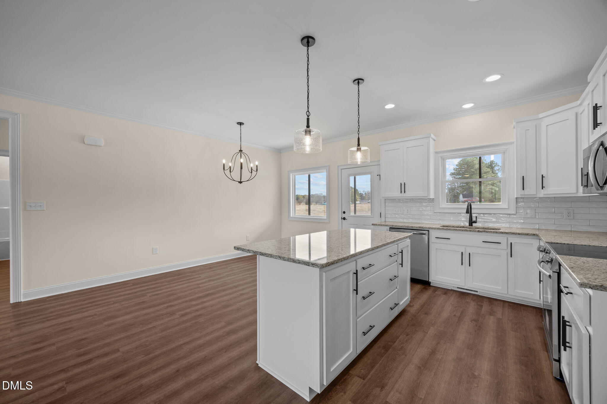 5547 Martys Court