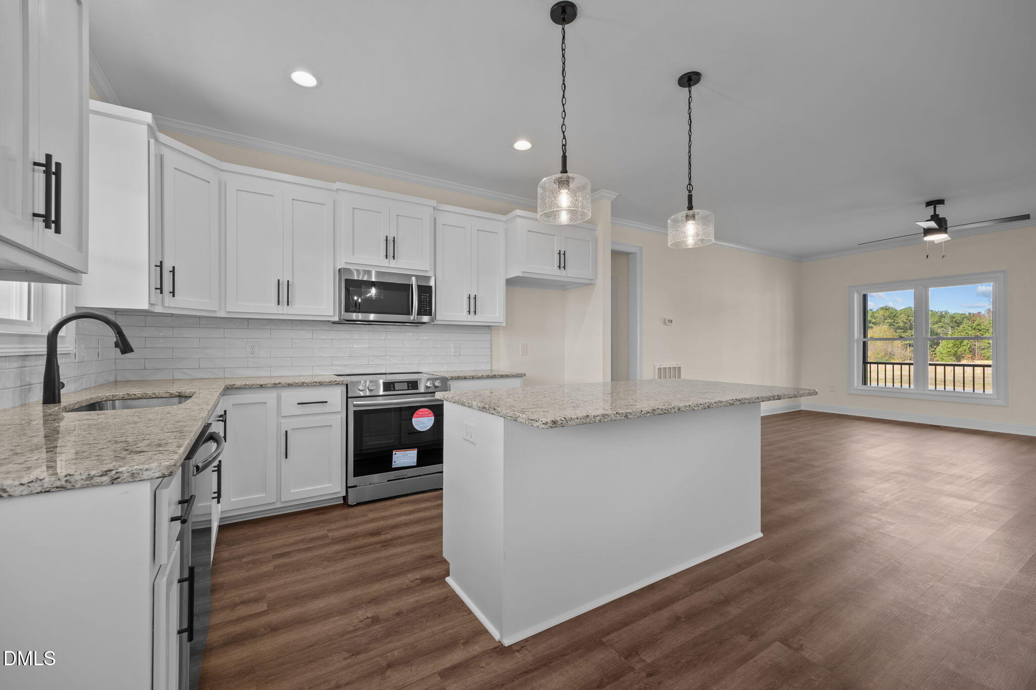 5547 Martys Court