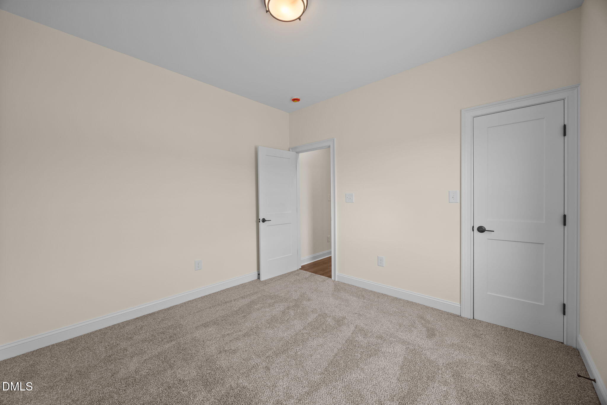 5547 Martys Court