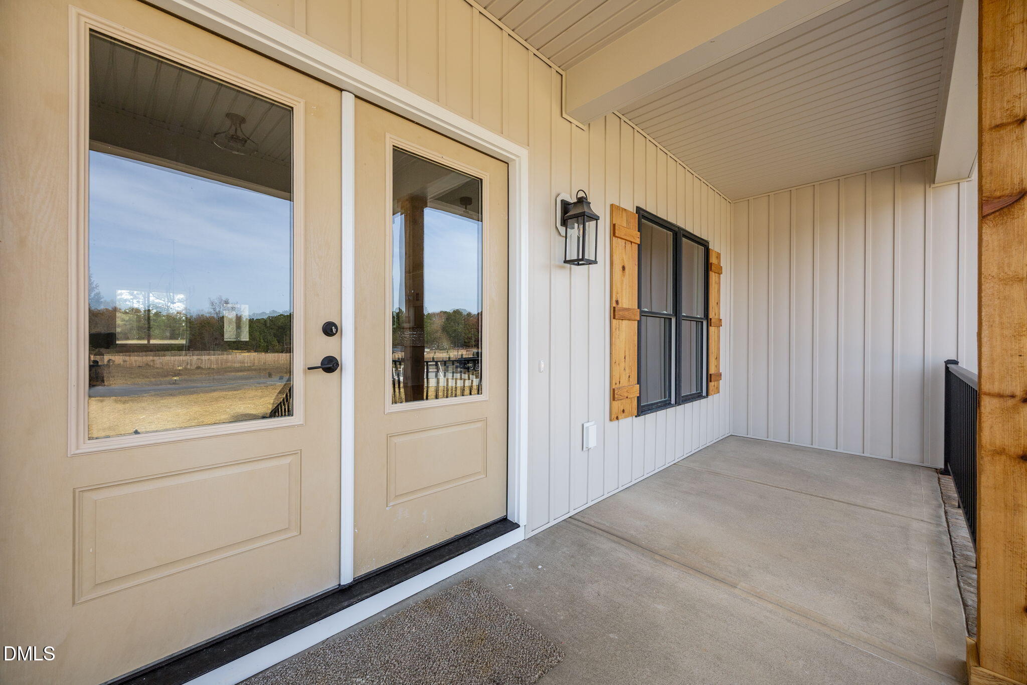5547 Martys Court
