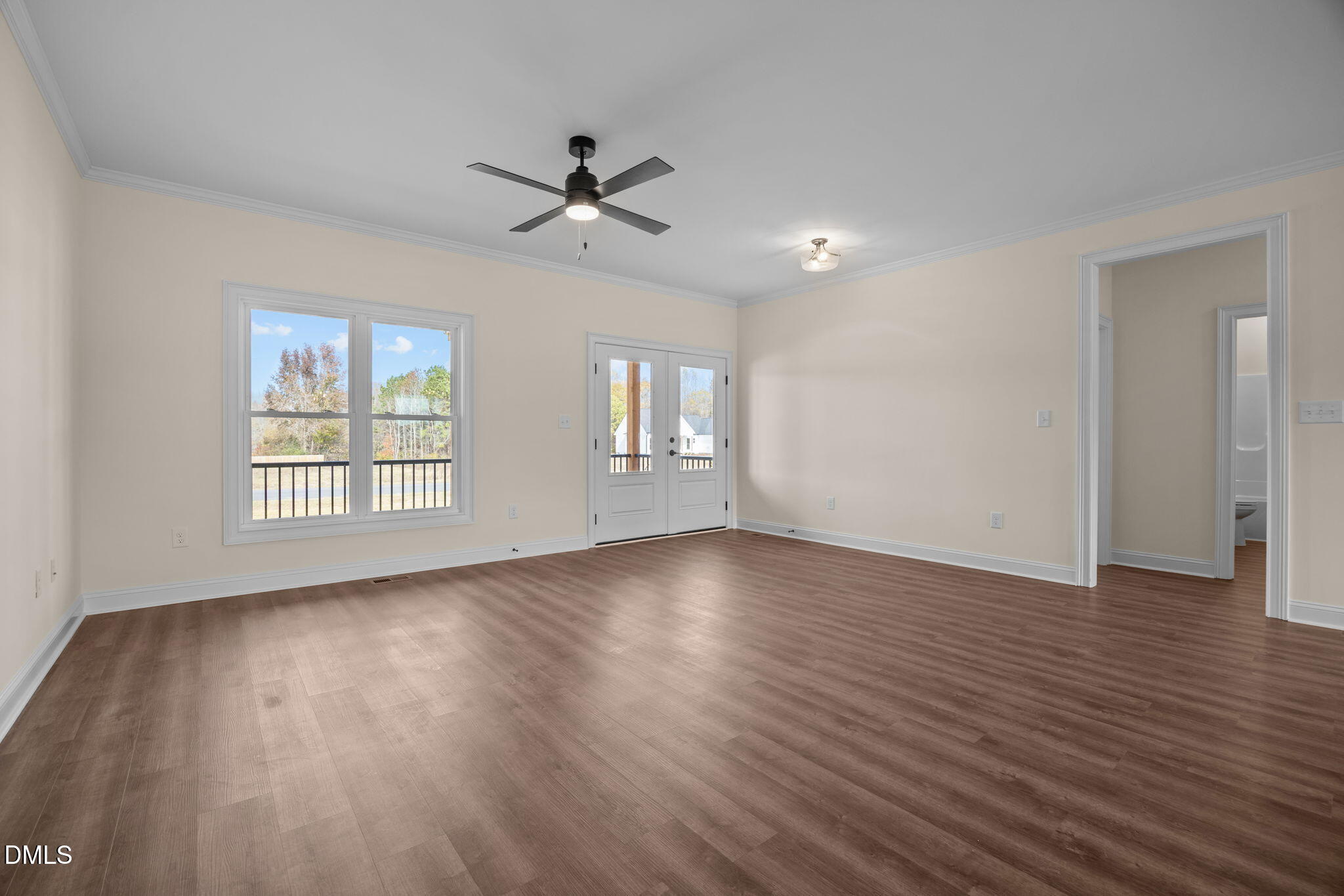 5547 Martys Court
