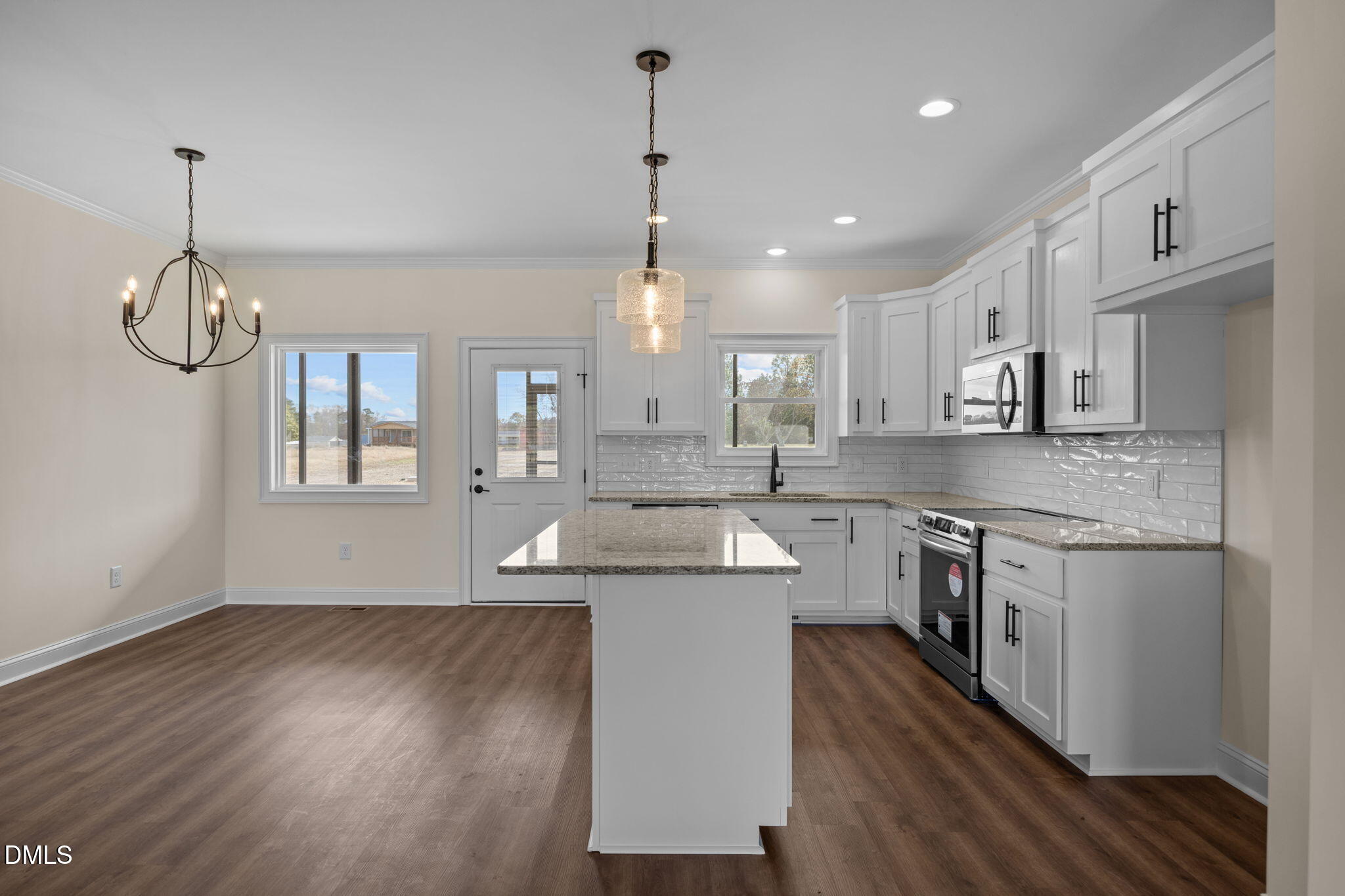 5547 Martys Court