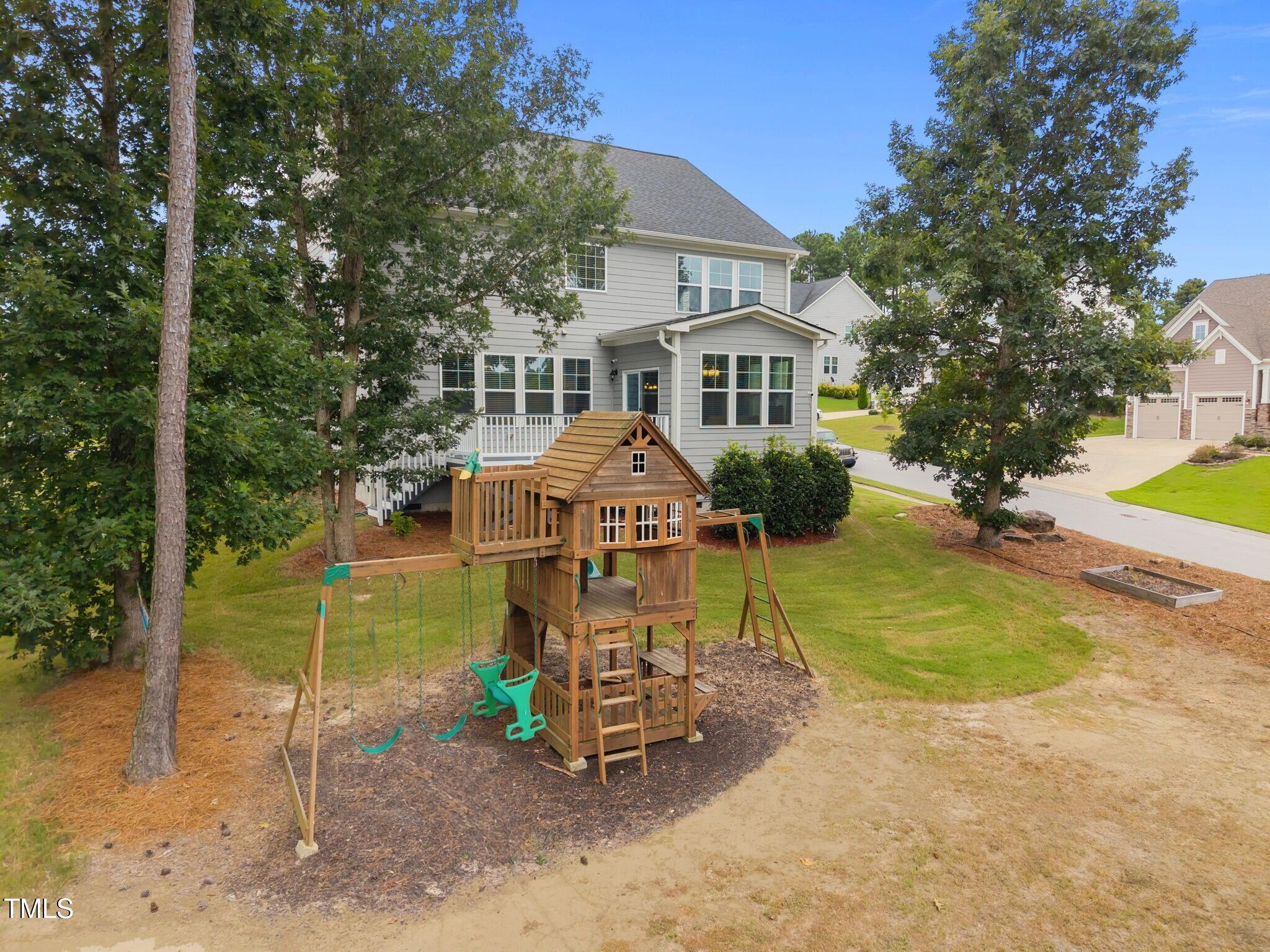 1001 Kennison Court